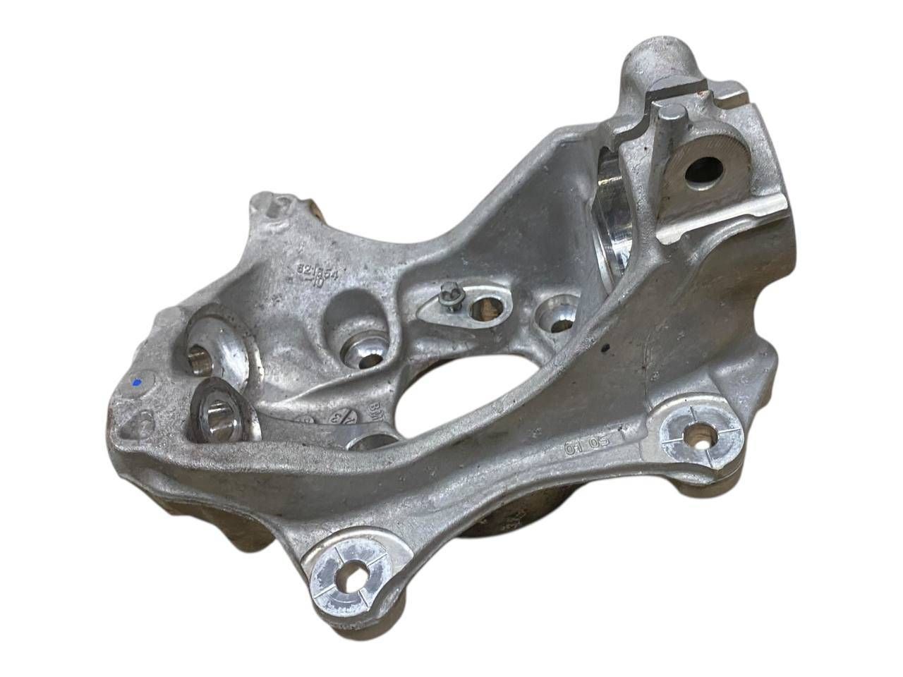 BMW 3 (G20 / G21) Front wheel hub spindle knuckle BMW 3 SERIES Front wheel hub spindle knuckle OE...
