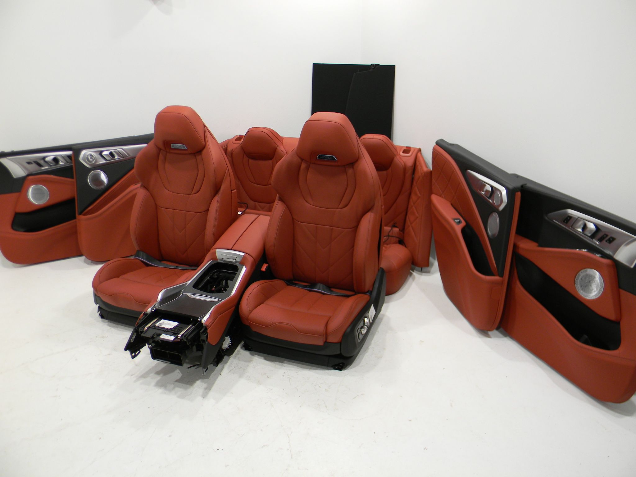 BMW XM (G09) M2 M3 M4 M5 M6 X3M X4M X5M X6M BMW XM G09 M2 M3 M4 M5 M6 X3M X4M X5M X6M OEM 9...