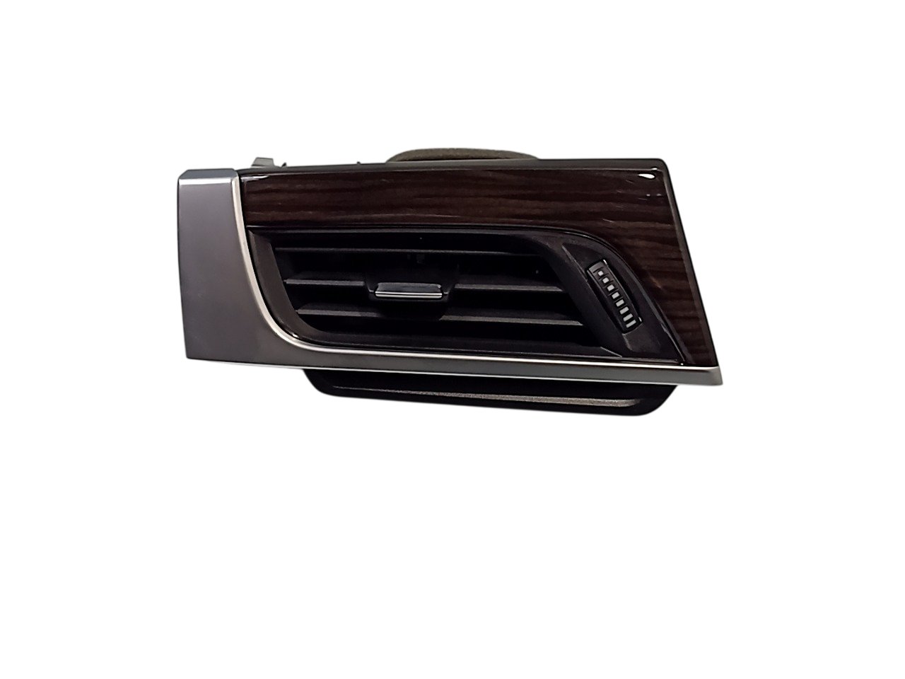 BMW X1 (F48) Panel trim