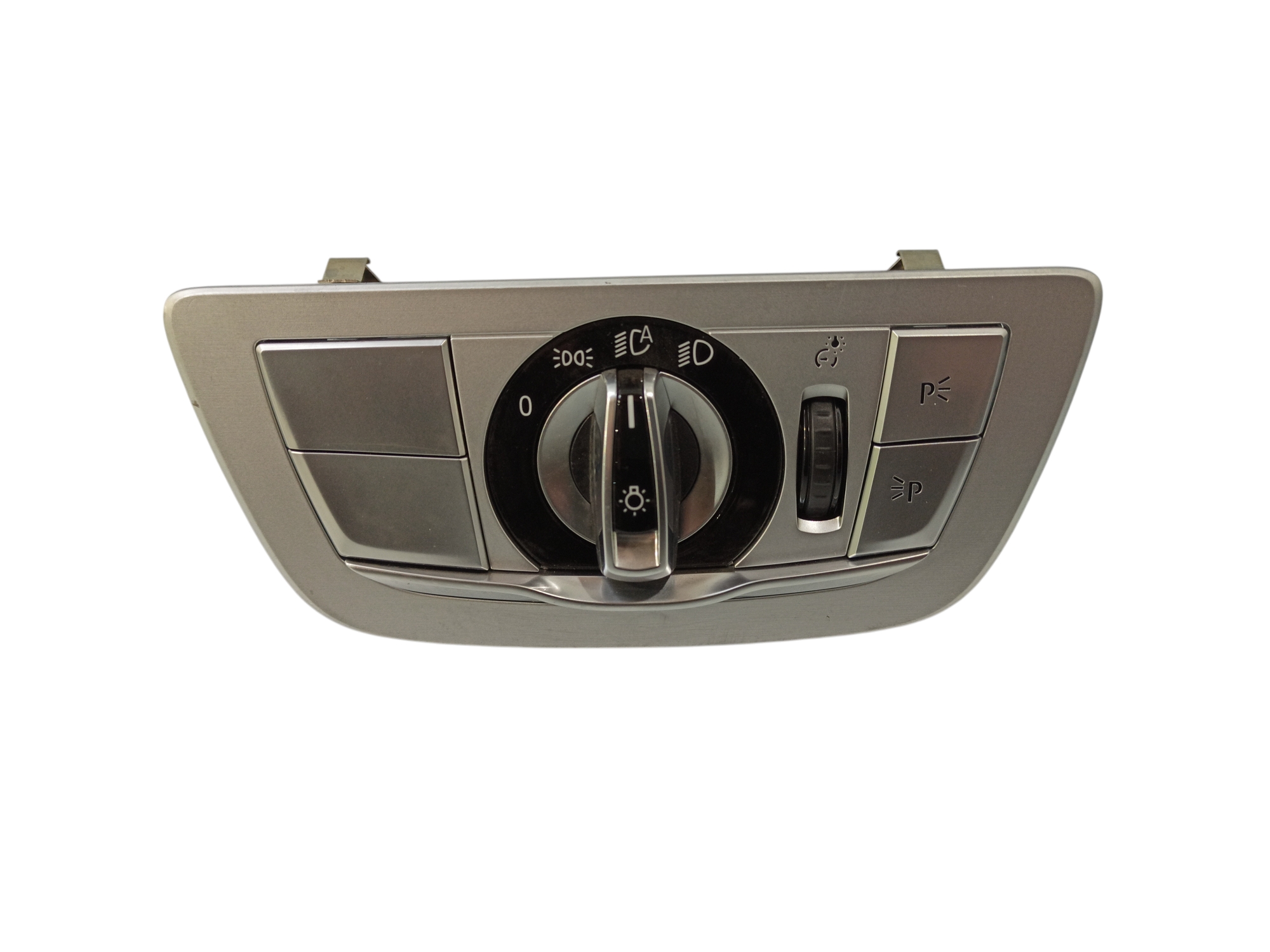 BMW 7 (G11 / G12) Electronics & steering wheels BMW 7 SERIES EXMAESTRO ELECTRONICS &amp; STEERI...