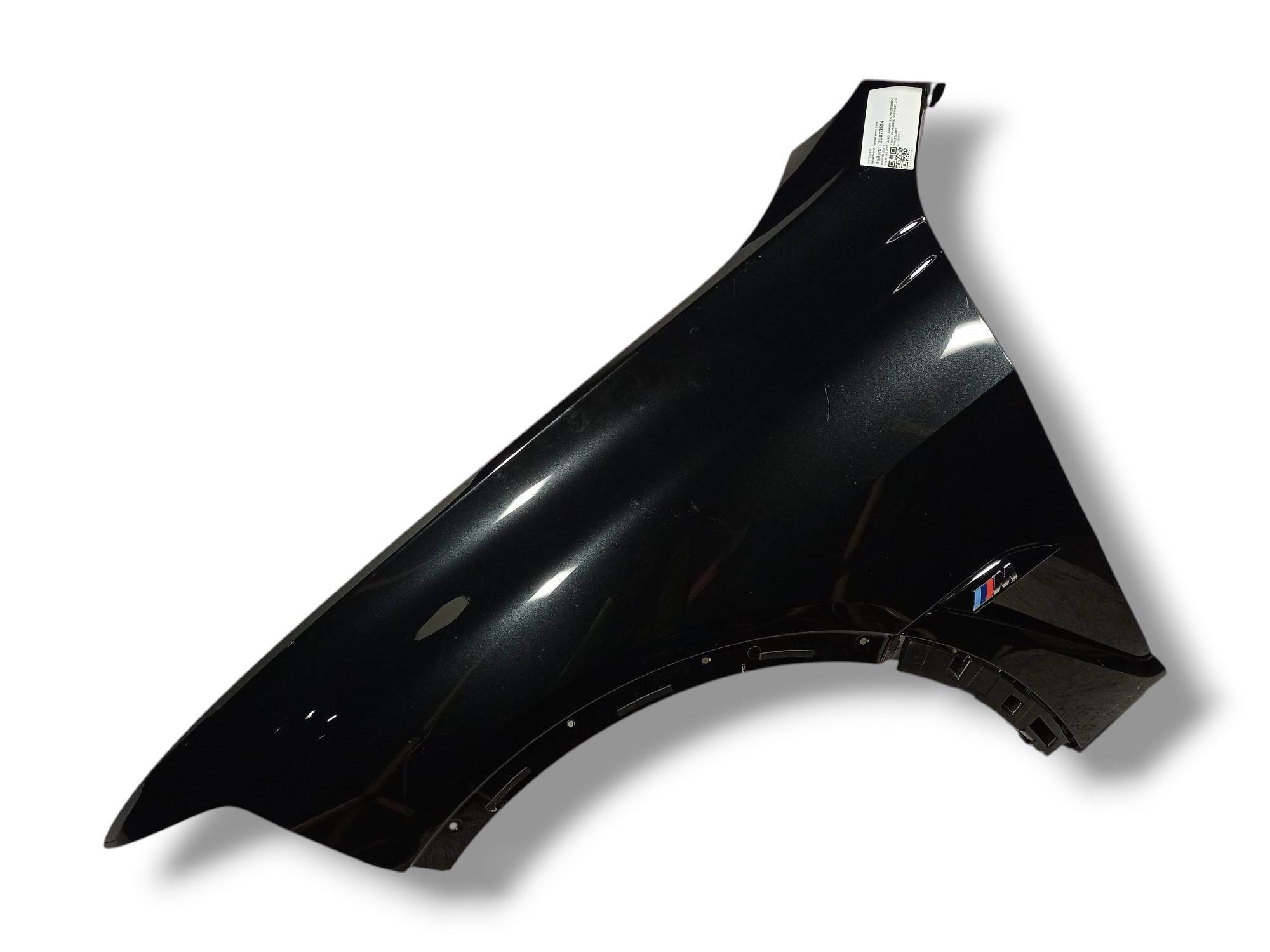 BMW X7 (G07) Fender BMW X7 Fender OEM 41007933471

Part codes: 4100...