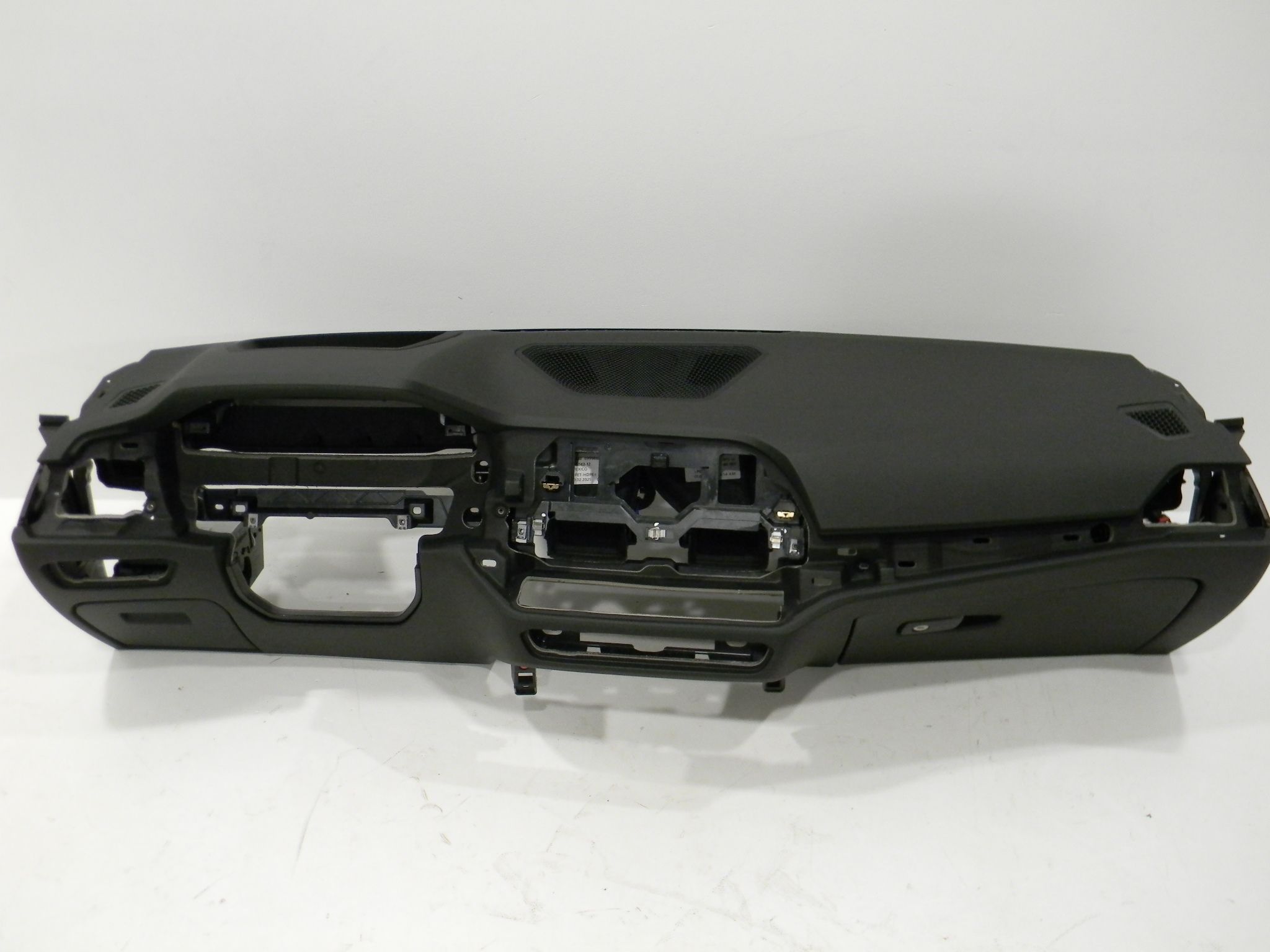 BMW 3 (G20 / G21) Dashboard BMW M3 Dashboard OEM 51459628075

Part codes: 5...