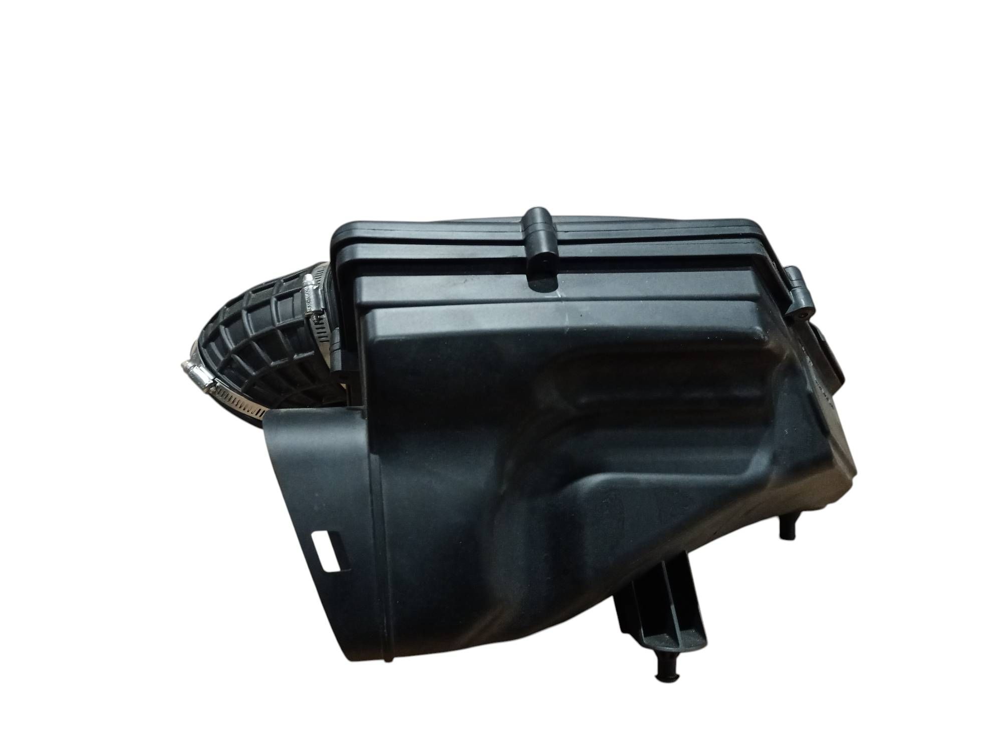 BMW X5 (G05) Air filter box  BMW X5 Air Filter Box OEM 13718091492

Part cod...