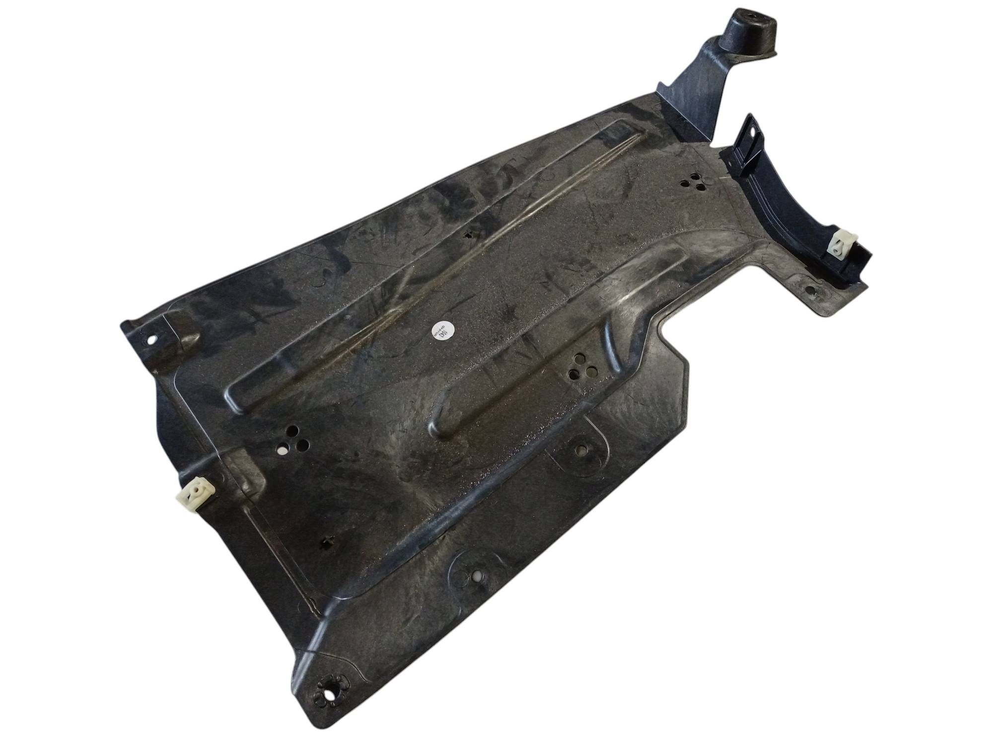 BMW 3 (G20 / G21) Fuel tank bottom protection BMW 3 SERIES Fuel tank bottom protection OEM 51...