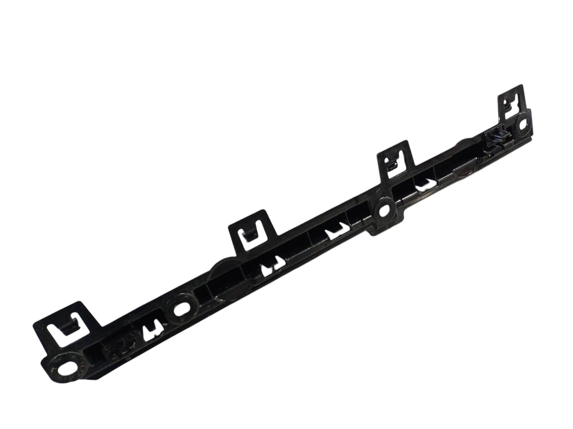 BMW 4 (G22 / G23 / G26)  Sill supporting ledge