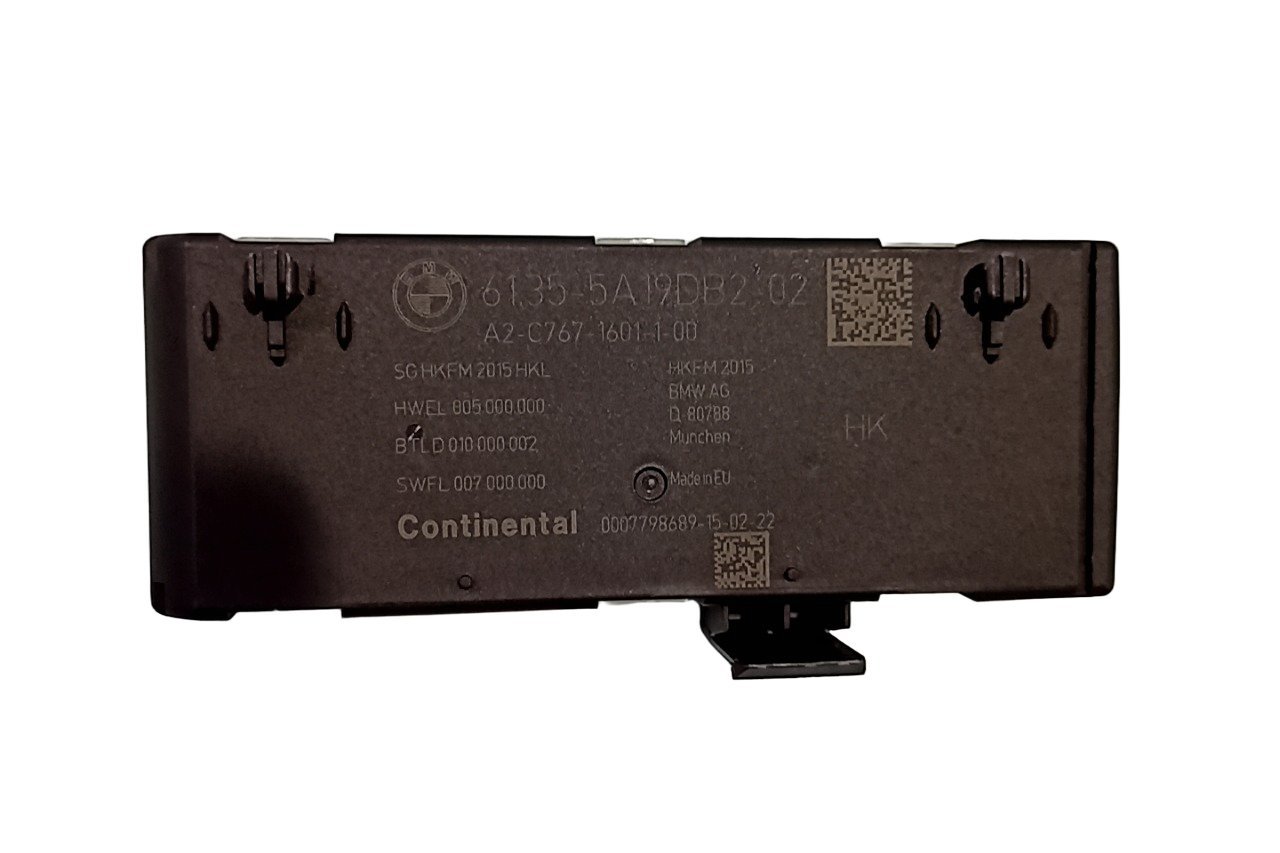 BMW 3 (G20 / G21) Tailgate/trunk control unit/module BMW 3 SERIES Tailgate/trunk control unit/module...