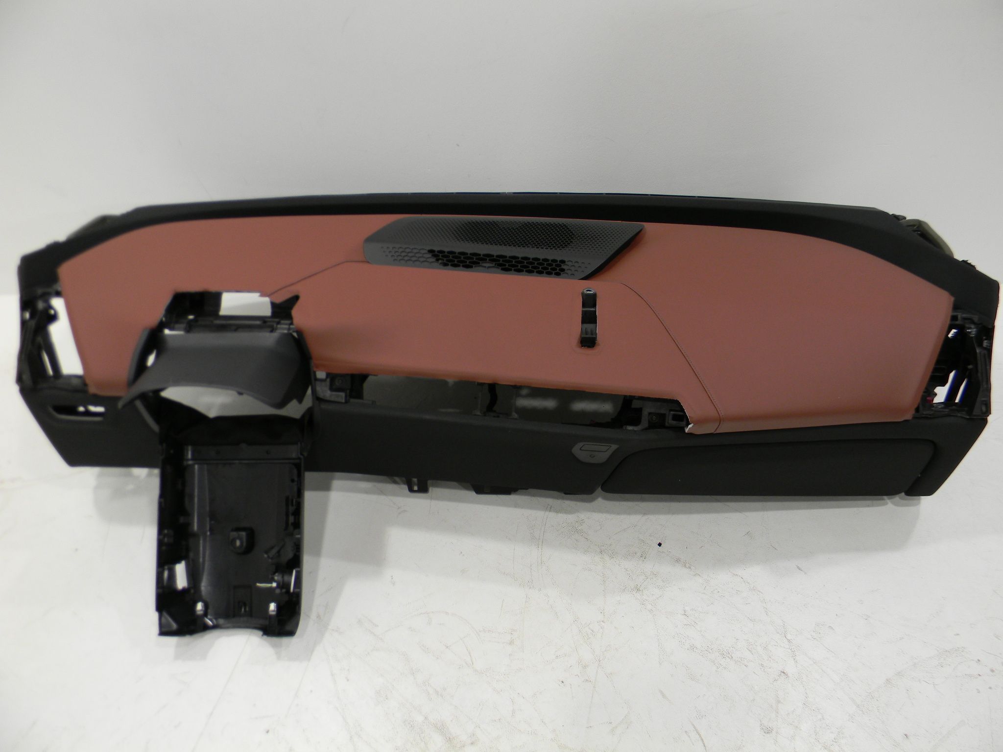 BMW iX (I20) Dashboard BMW IX Dashboard OEM 51459630343

Part codes: 5...