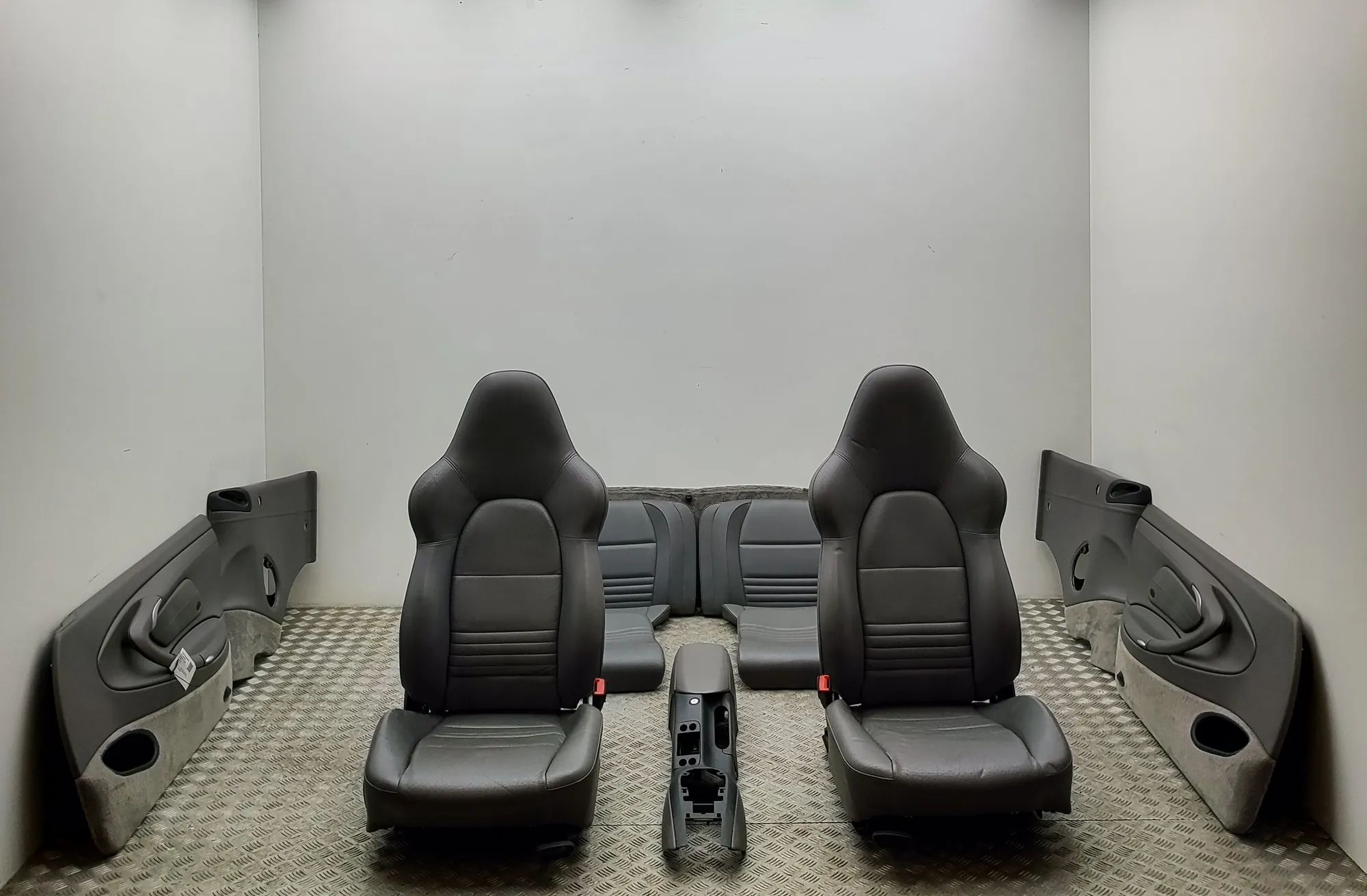 Porsche 911 (996) Interior Seats W/ Door Cards Kit 99655538100, 99655507113, 99655228301, 99655508...