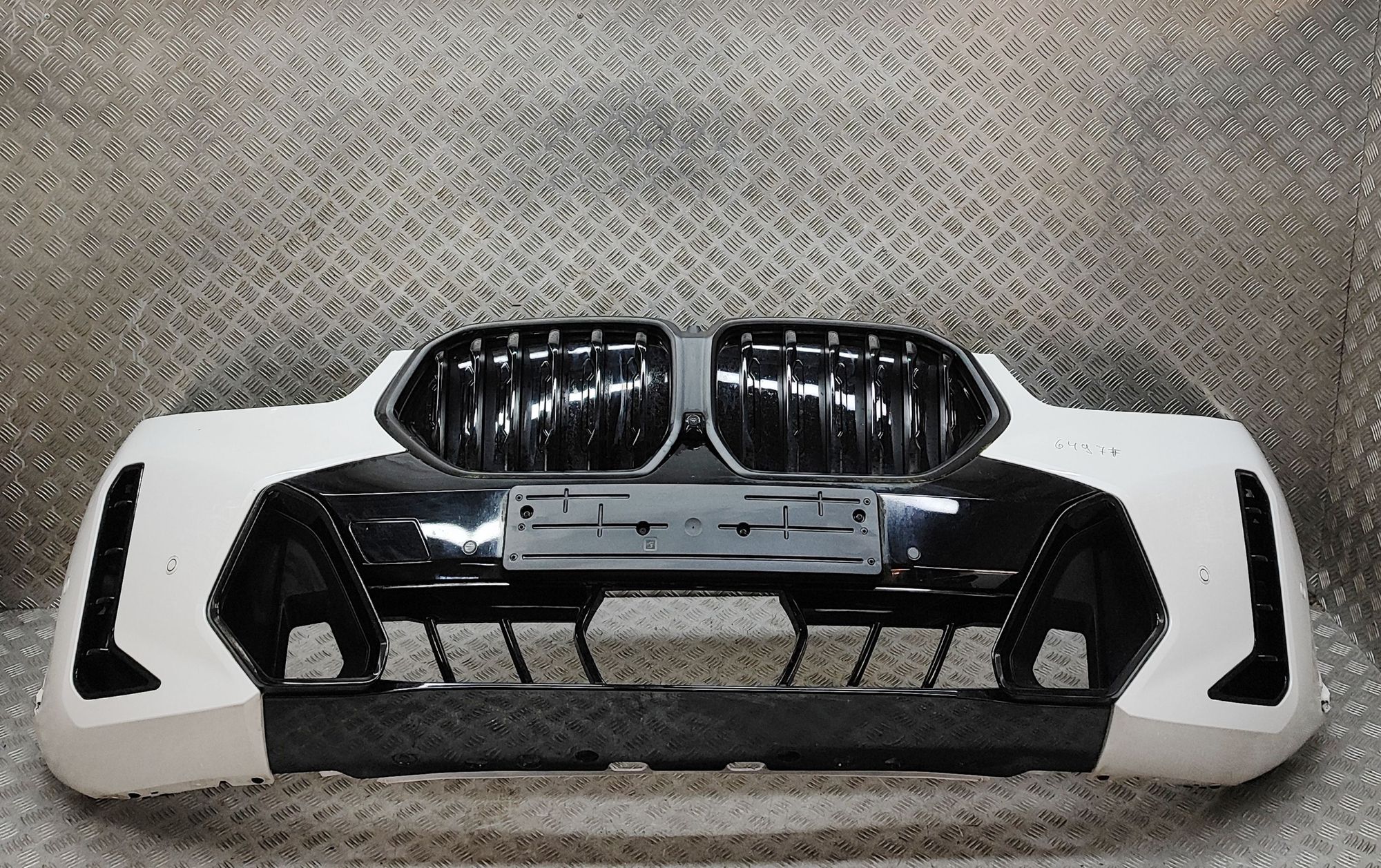 BMW X6 (G06) front bumper 5A50FE4 Front Bumper BMW X6G06 (2019-...)

Part...