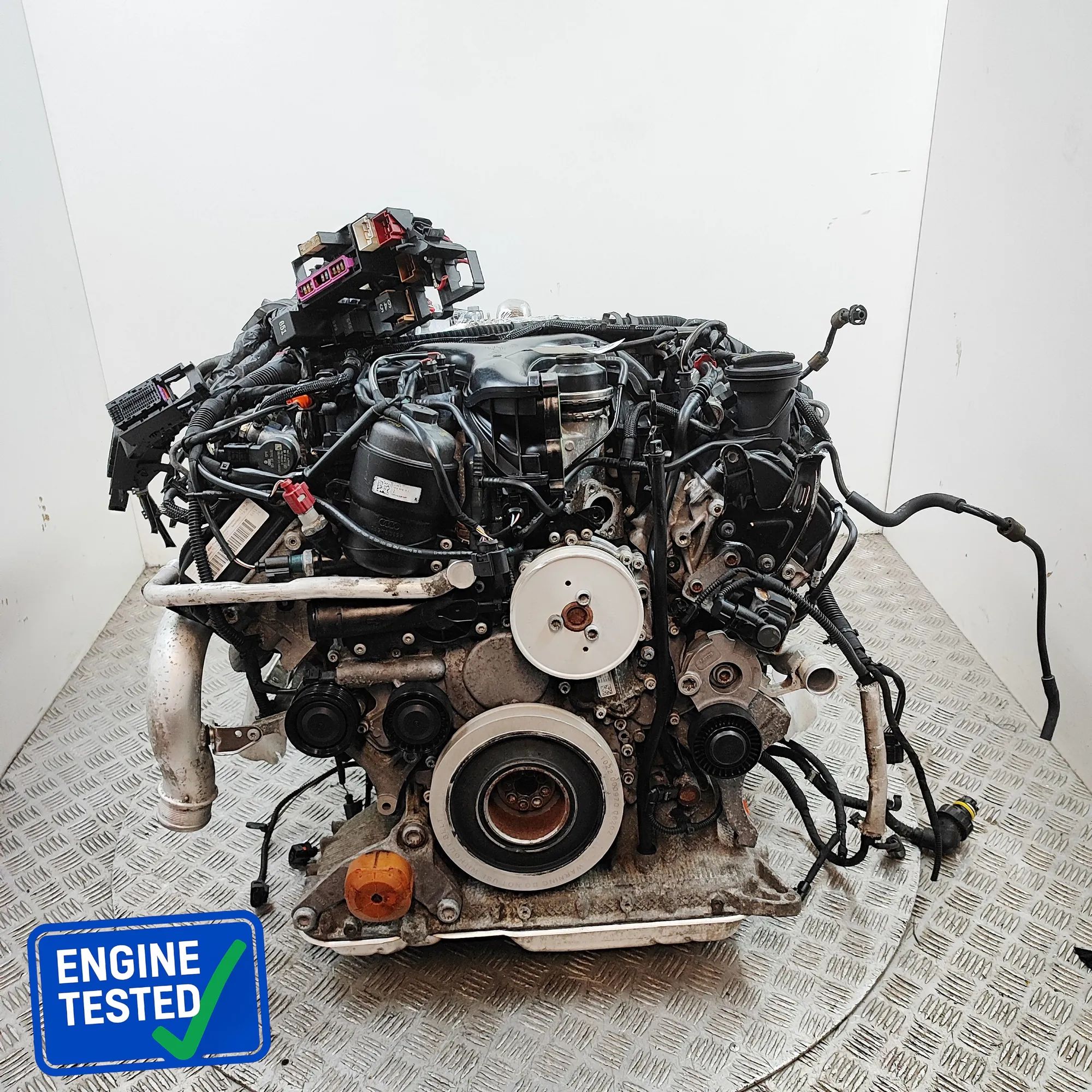 Audi Q5 (8R) Engine Motor Engine Motor — AUDI Q5 (8R) (2008-2016) — CGQ,C...