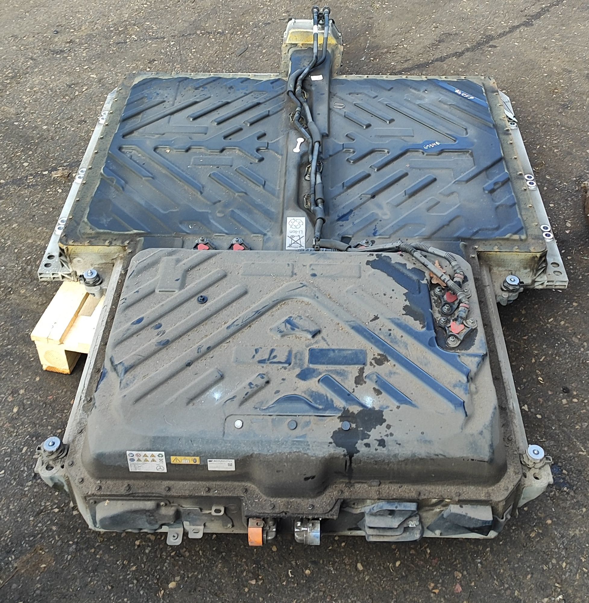 Mercedes-Benz GLA / EQA (H247) akku A2433404102, A7893404428 Battery MERCEDES-BENZ ...