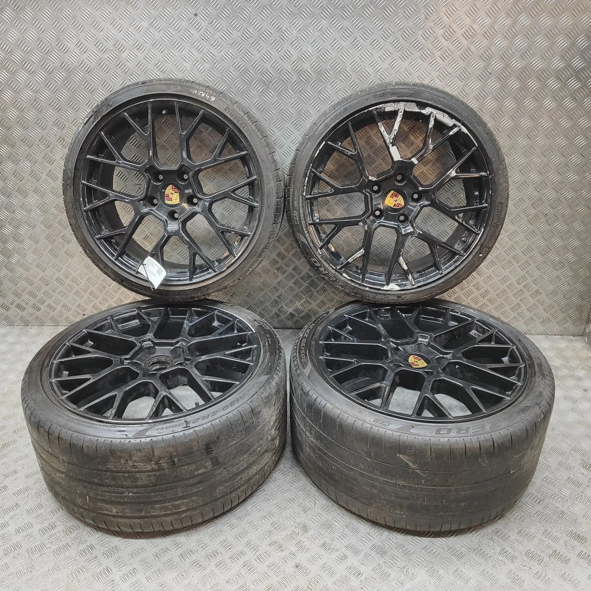 Porsche 911 (992) Alloy Wheel Set 992601025EG, 992601025CT Alloy Wheel Set PORSCH...