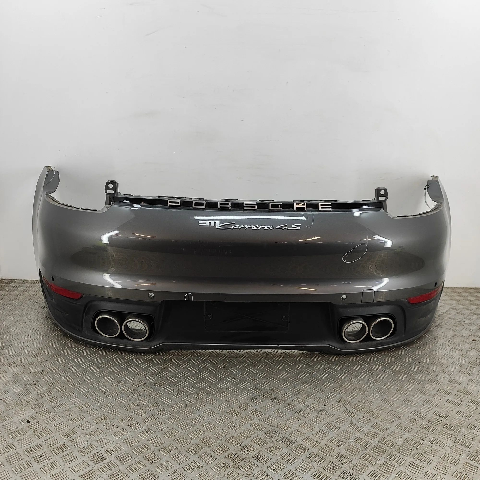 Porsche 911 (992) rear bumper 992807983, 992898014H, 992251187BA Rear Bumper ...