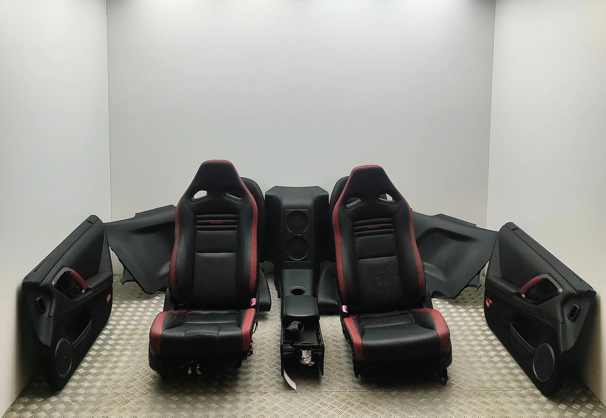 Nissan GT-R Interior Seats W/ Door Cards Kit 87300-KC12C, 87651-KC17C, 87350-KC12C, 87601-KC...