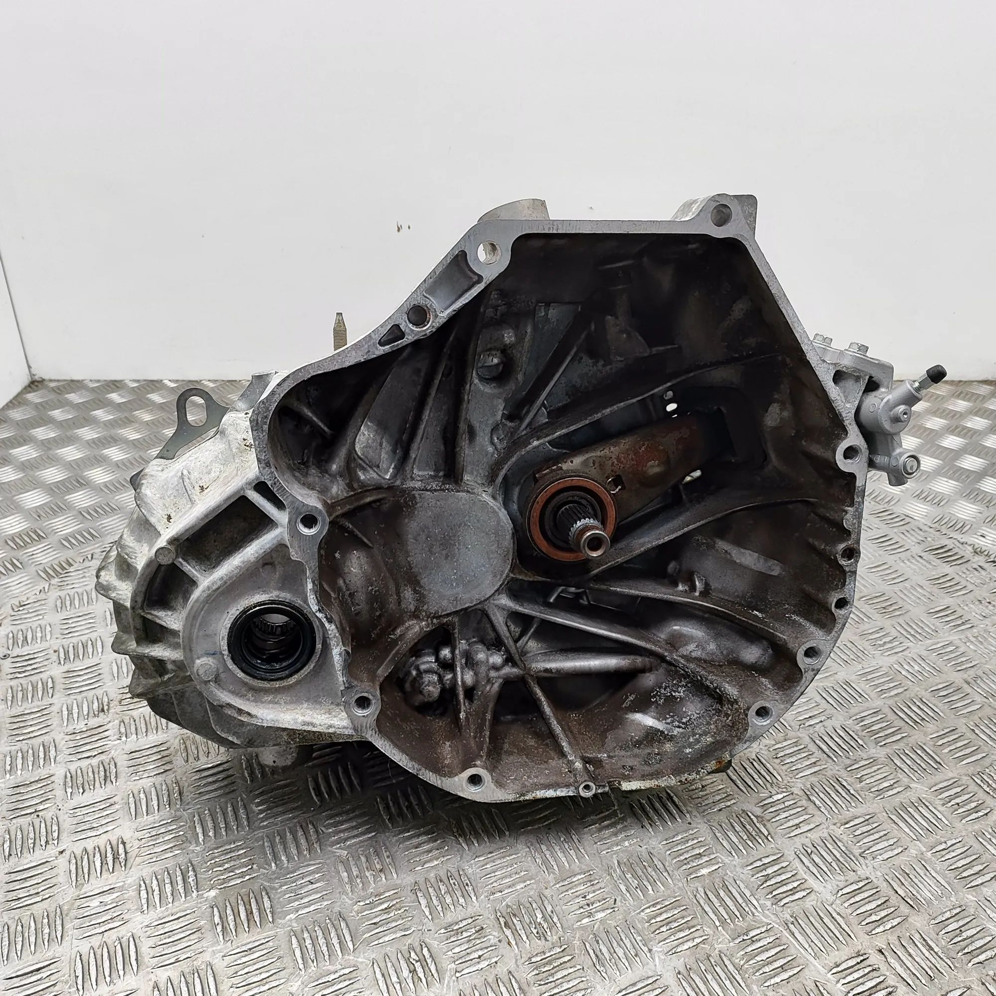 Honda Civic Gearbox 20011-5DE-R00, 20011-5DE-R0 Gearbox HONDA CIVIC...