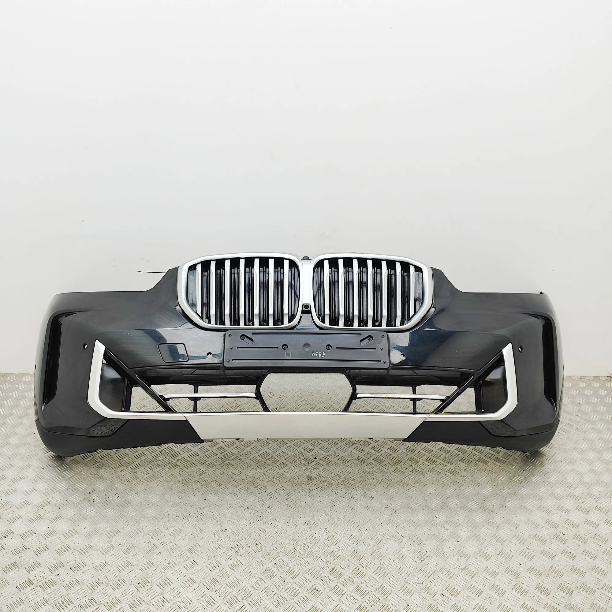 BMW X5 (G05) front bumper 5A45329 Front Bumper BMW X5 (G05) (2018-...)

P...