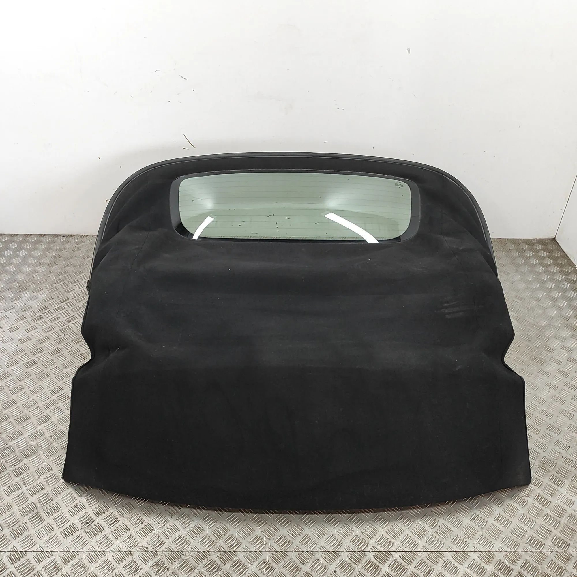 Porsche Boxster (981) Roof Folding Mechanism 98156102502, 98156101505 Roof Folding Mechanism...