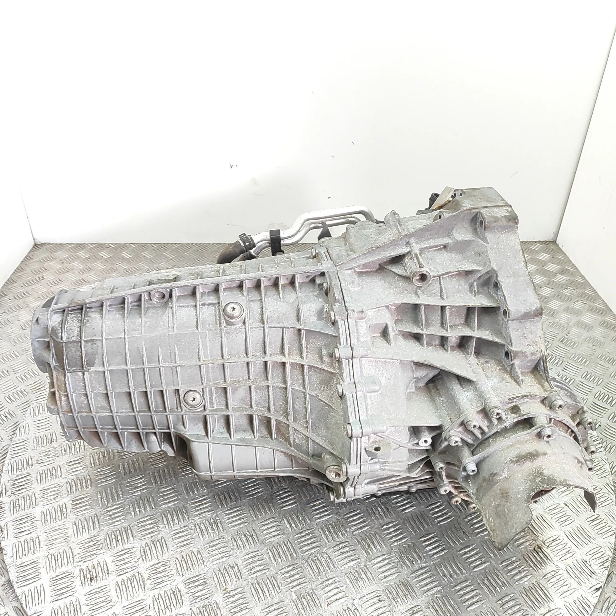 Audi A4 (B8) Gearbox Gearbox — AUDI A4 (8W, B9) (2015-PRESENT) — PHL...