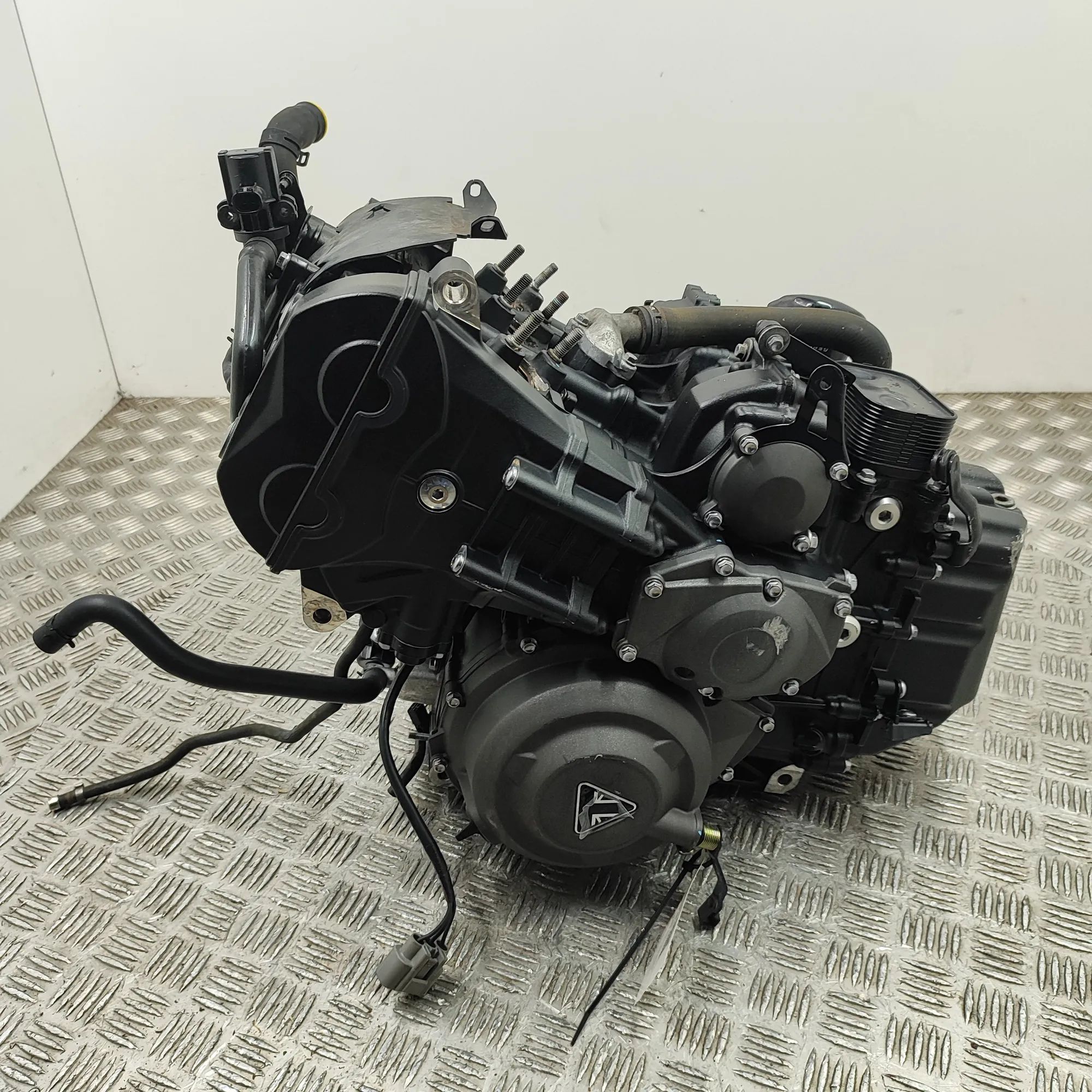 Engine Brand/Model: TRIUMPH STREET
Year: 2022
Engine: ...