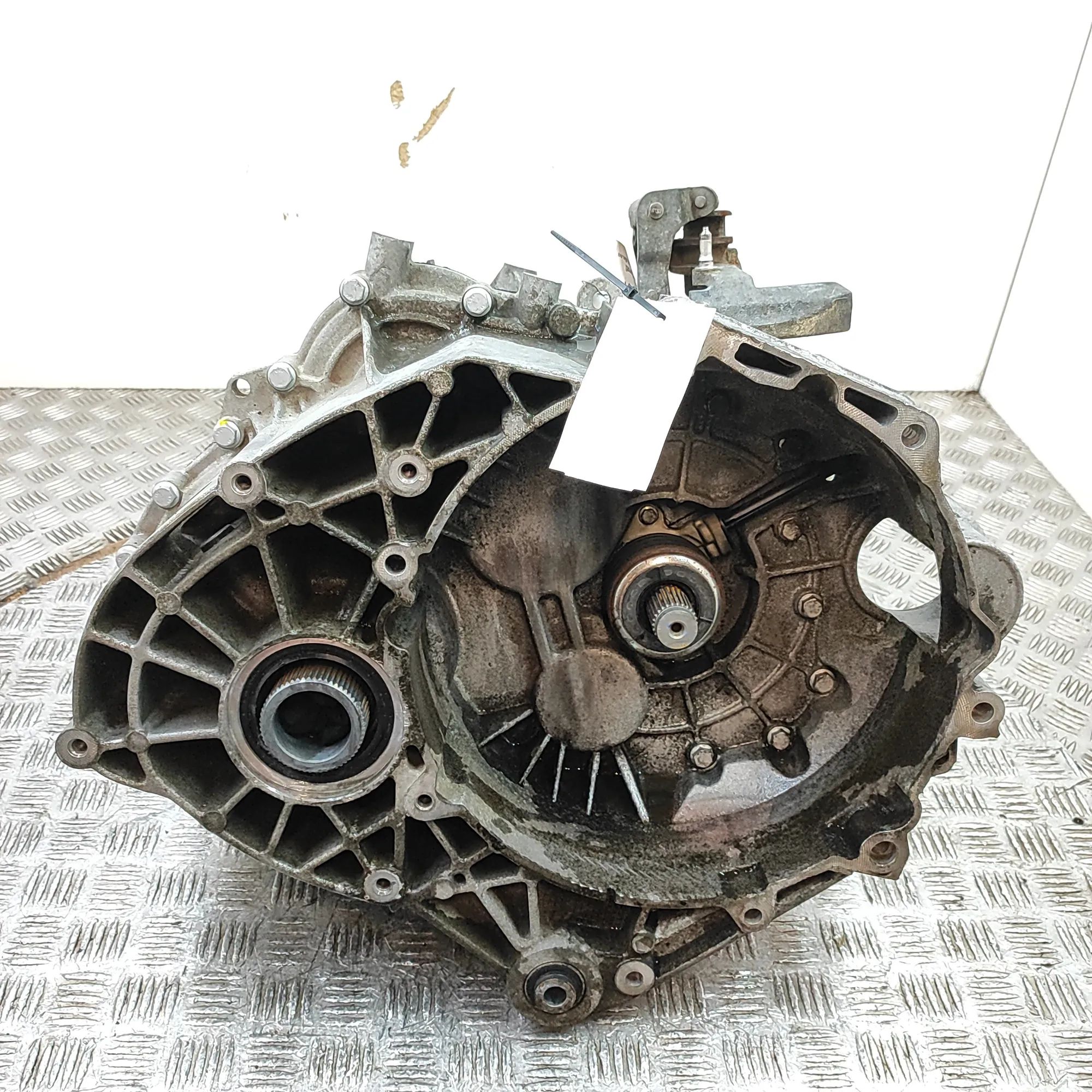 Volkswagen Crafter Gearbox Gearbox — VW CRAFTER (SY) (2016-PRESENT) — RHG
...