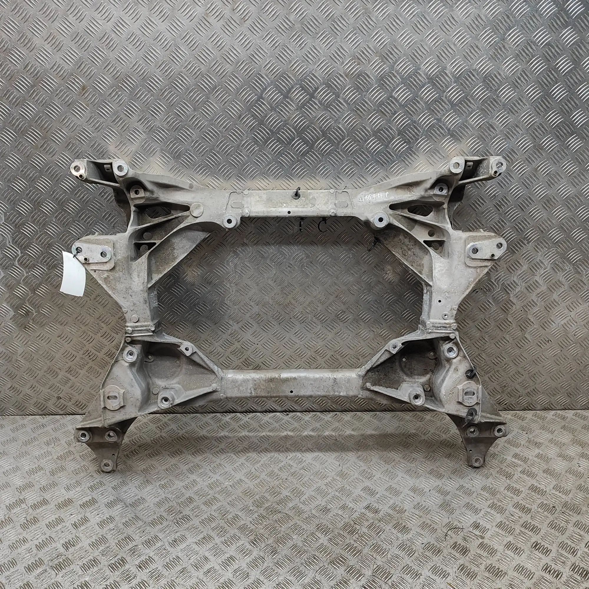 Front subframe Brand/Model: ASTON MARTIN DB11
Year: 2022
Engin...