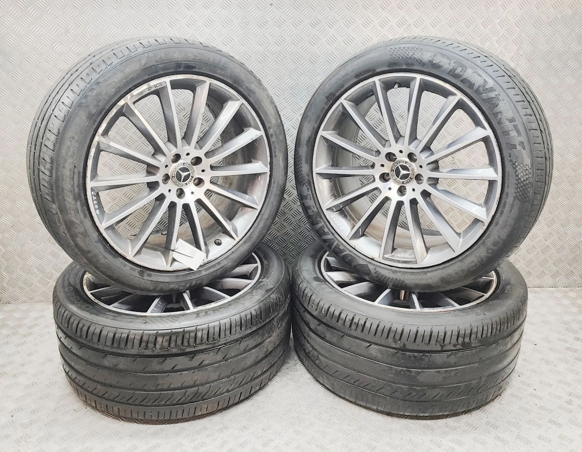 Mercedes-Benz GLE (W167) Alloy Wheel Set A1674013500, A1674013400 Alloy Wheel Set MERCED...