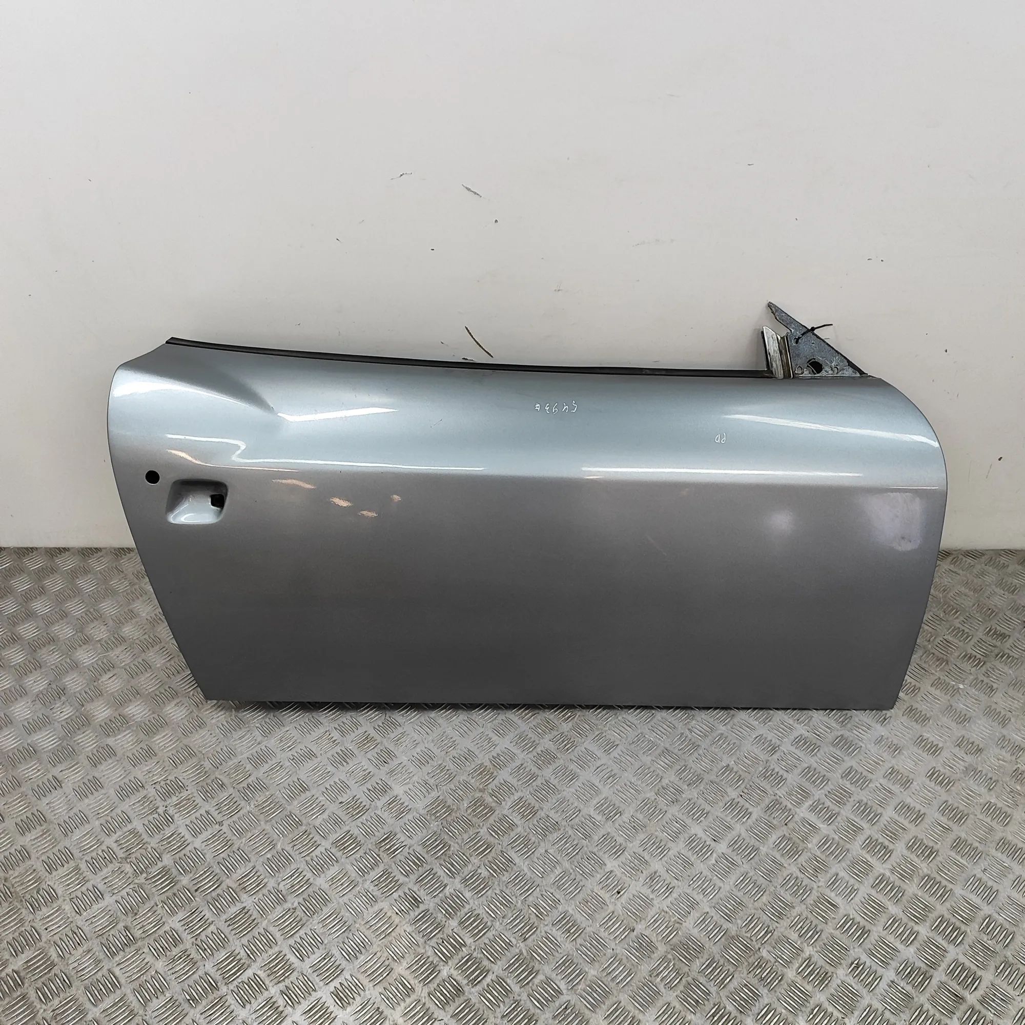 Door — front right Brand/Model: FERRARI 575
Year: 2003
Engine: 5.5...