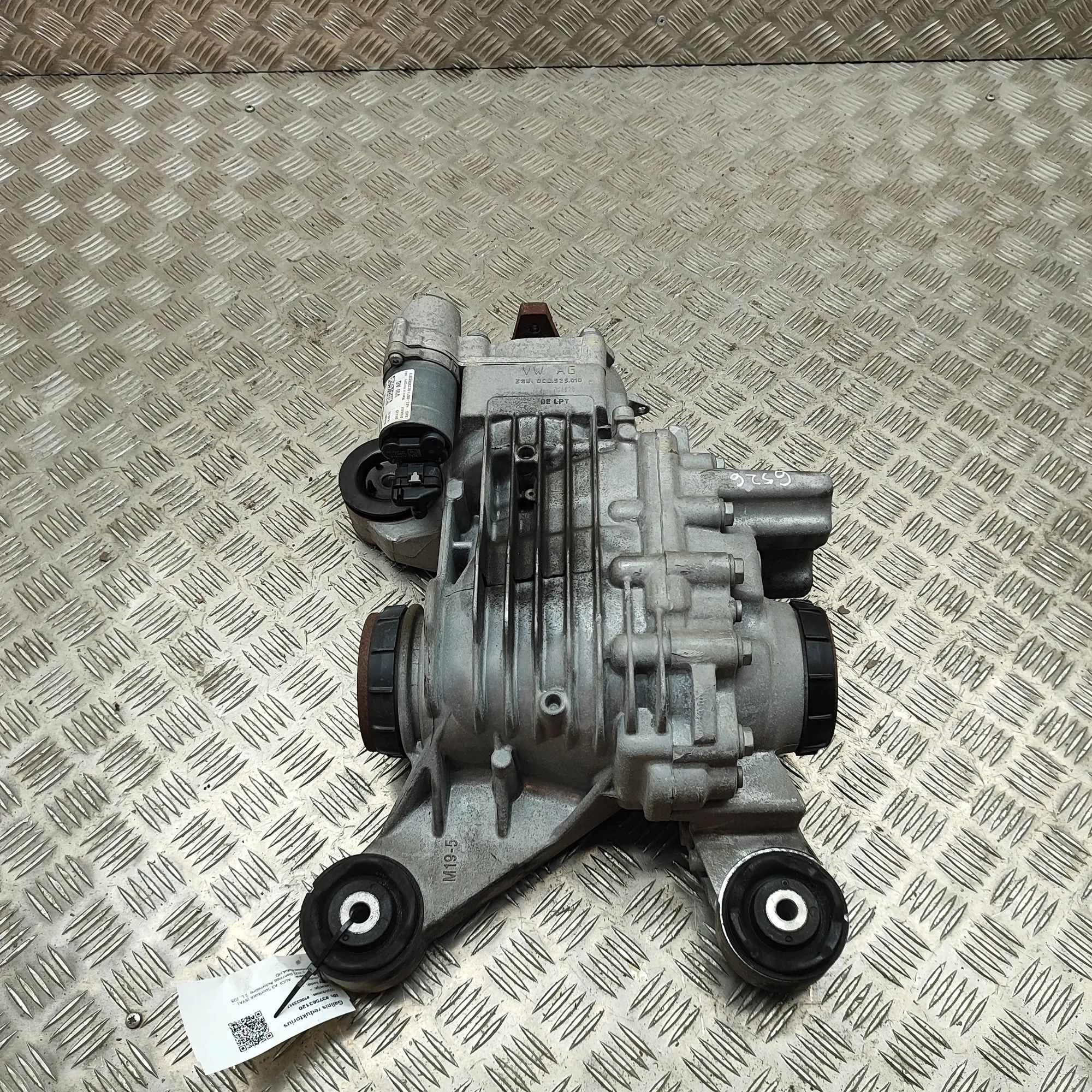 Audi A3 (8Y)  tagadiferentsiaal 0CQ525010, 5WA907554M, 5WA907554, 5WA525130, 0C...