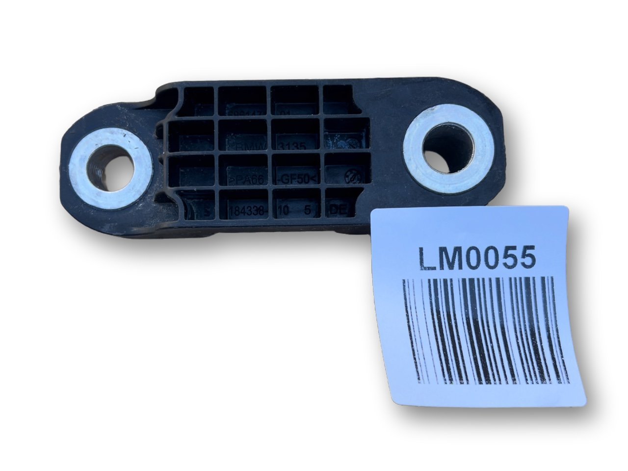 BMW 5 (G30 / G31) Sway bar bush bracket, front BMW M5 Sway bar bush bracket, front OEM 3135686...
