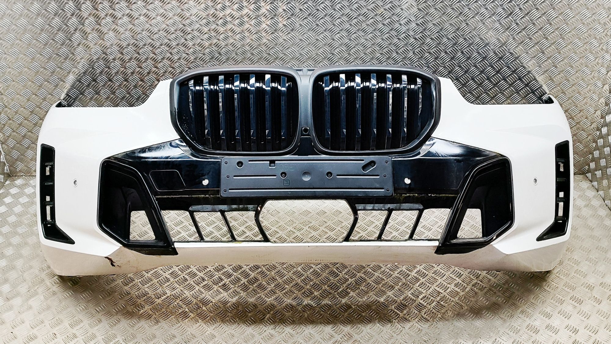 BMW X5 (G05) front bumper 8085618 Front Bumper BMW X5 (G05) (2018-...)

P...