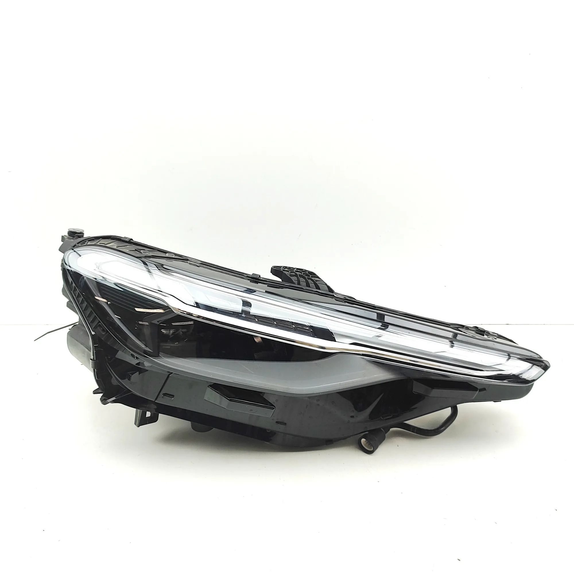 Audi Q5 (GU) Front Right Headlight Front Right Headlight — AUDI Q5 (GUB) (2025-......