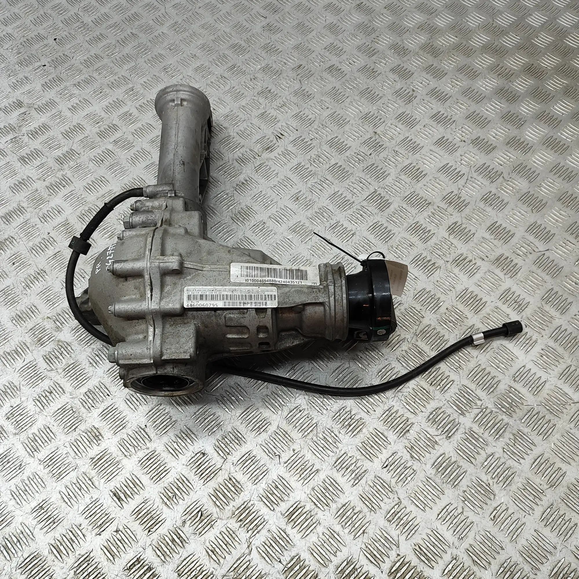 Mercedes-Benz GLE (W167) etutasauspyörästö A1673305100 Front Differential MERCEDES-BENZ GL...