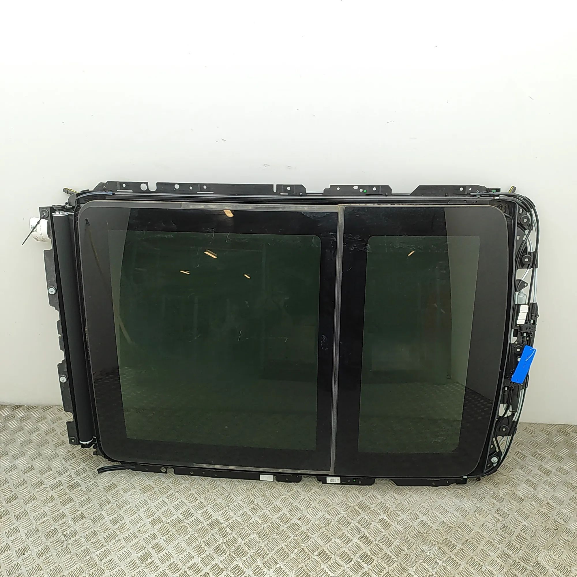 BMW X7 (G07) Sunroof 10030661A, 0000004533, 5A48497 Sunroof BMW X7 (...