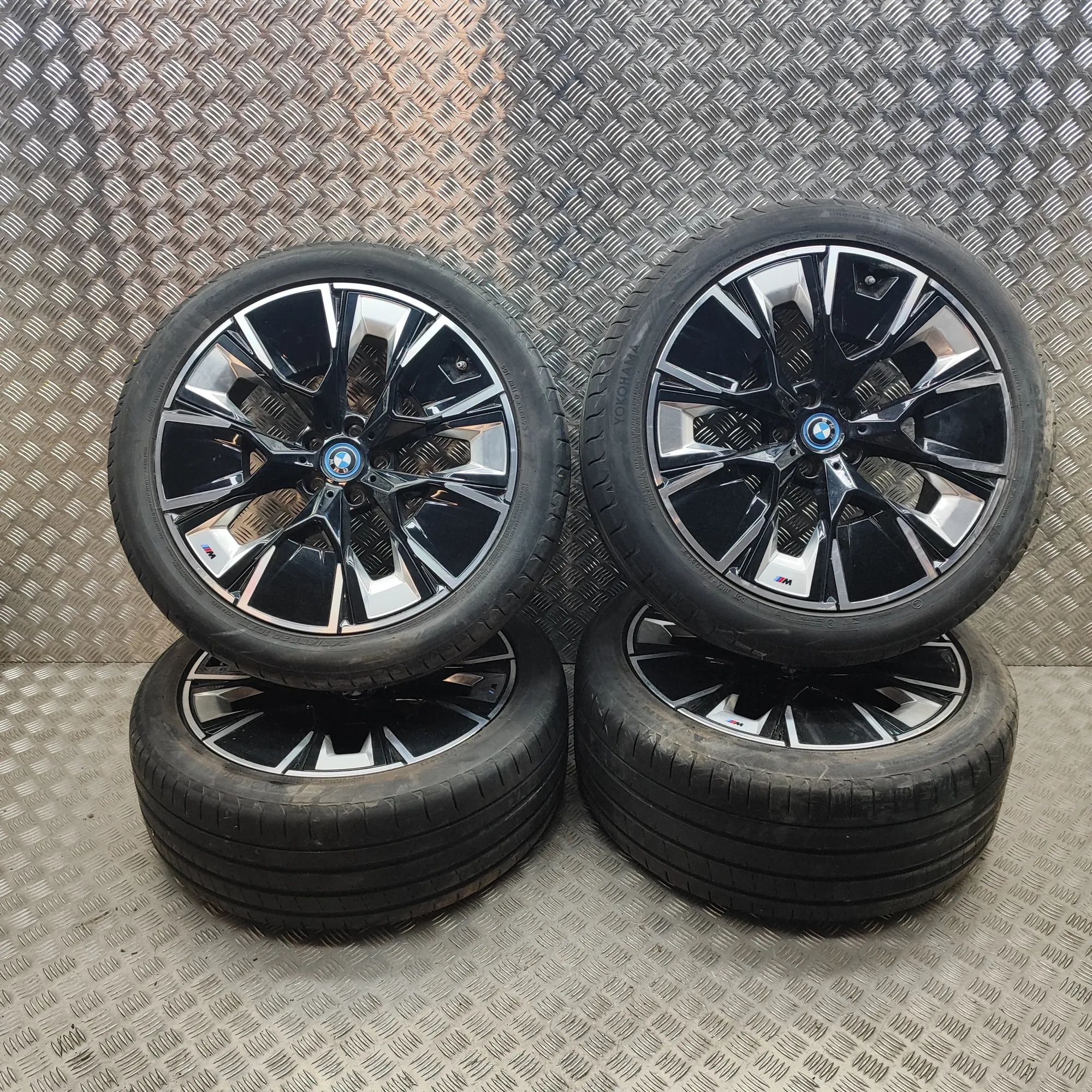 BMW X3 / iX3 (G01) Alloy Wheel Set 7916268, 7916267 Alloy Wheel Set BMW IX3 (G08) ...