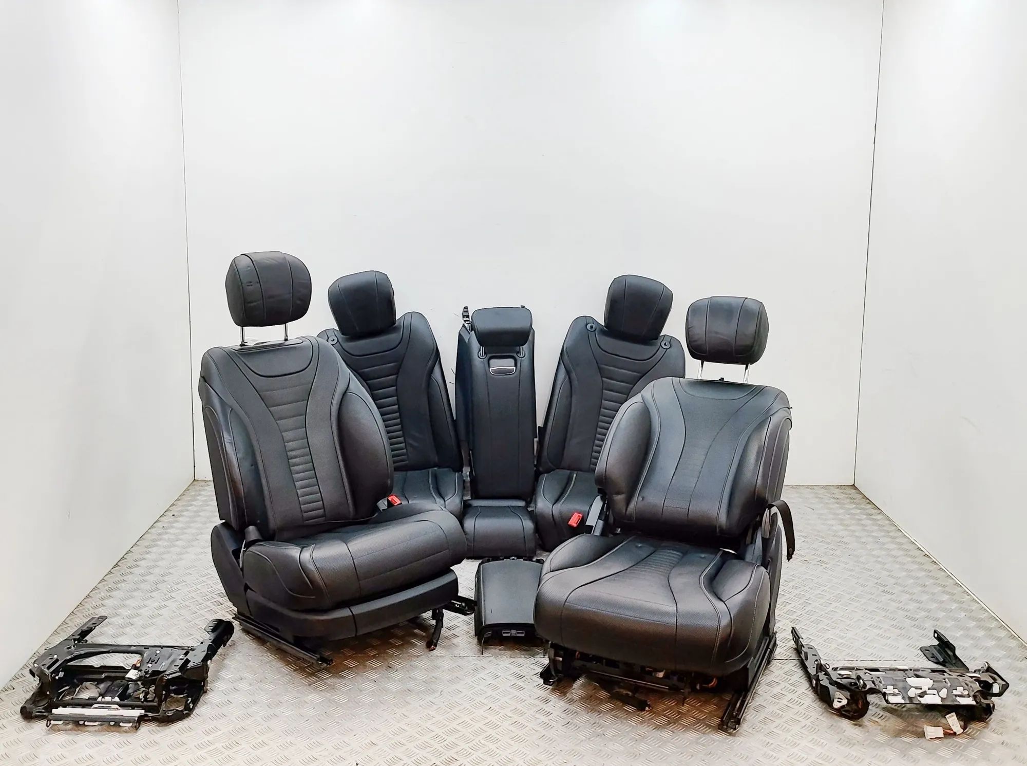Mercedes-Benz A (W177) Interior Seats W/ Door Cards Kit A0009108604, A2226800204, A2229200050, A2229702...