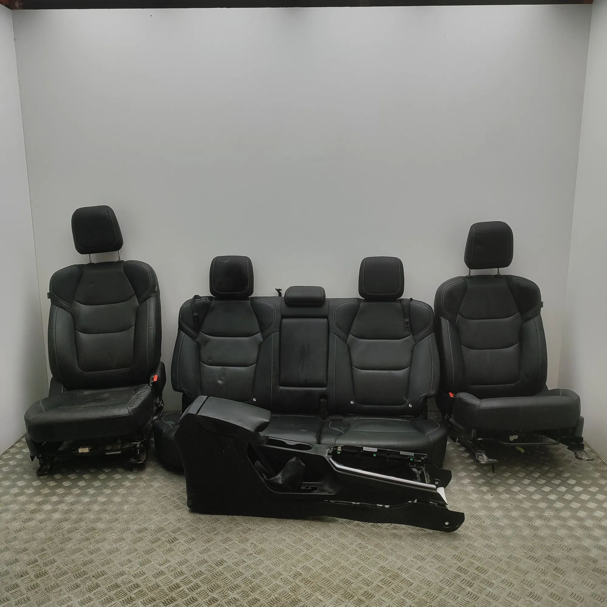 Isuzu  D-Max Interior Seats W/ Door Cards Kit 13898 Interior Seats W/ Door Cards Kit ISUZU D-...