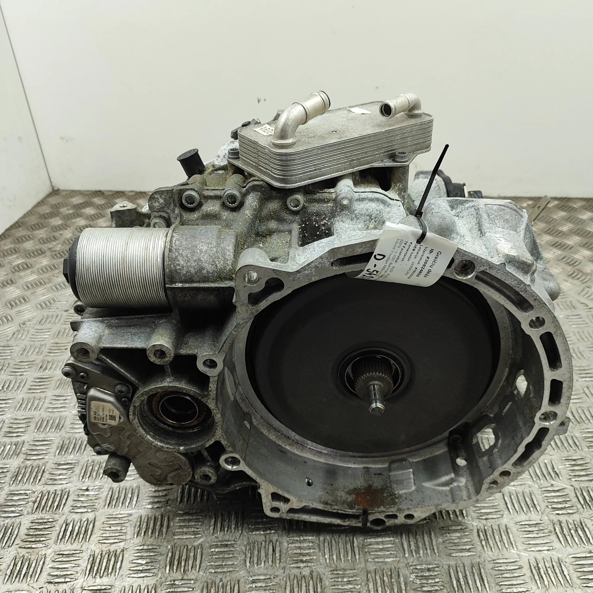 Audi Q3 (F3) Gearbox URZ Gearbox AUDI Q3 (F3) (2018-...)

Part codes...