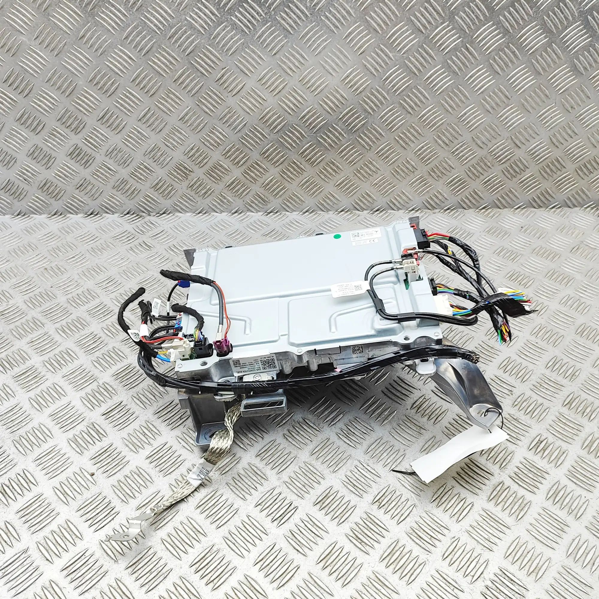 Tesla Model 3 Other Control Units 1806516-00-B, 1878114-00-B, 2001418-05-E Other ...