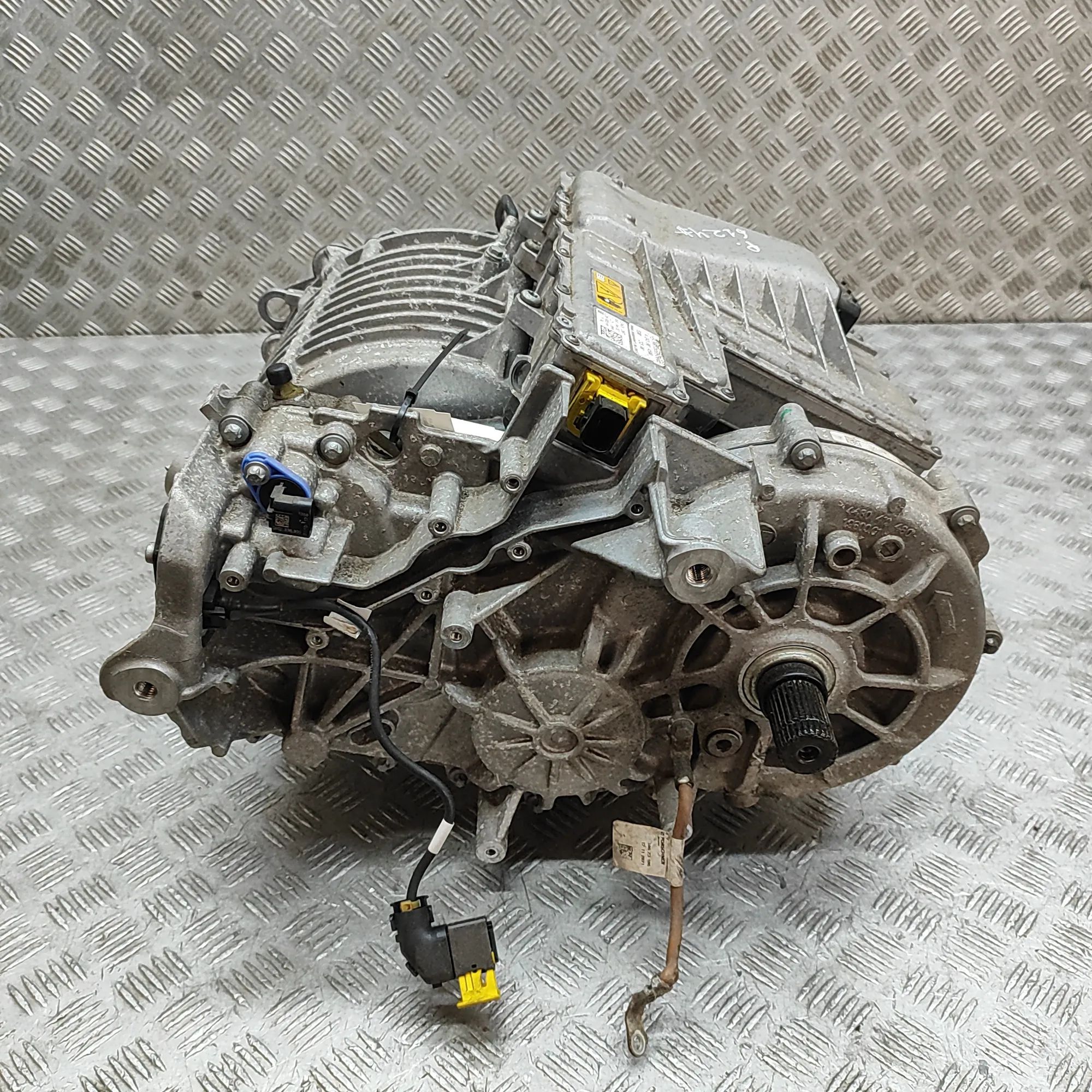 Mercedes-Benz GLA / EQA (H247) Electric motor EV A2433400302, A2439014500, 780.200 Electric moto...