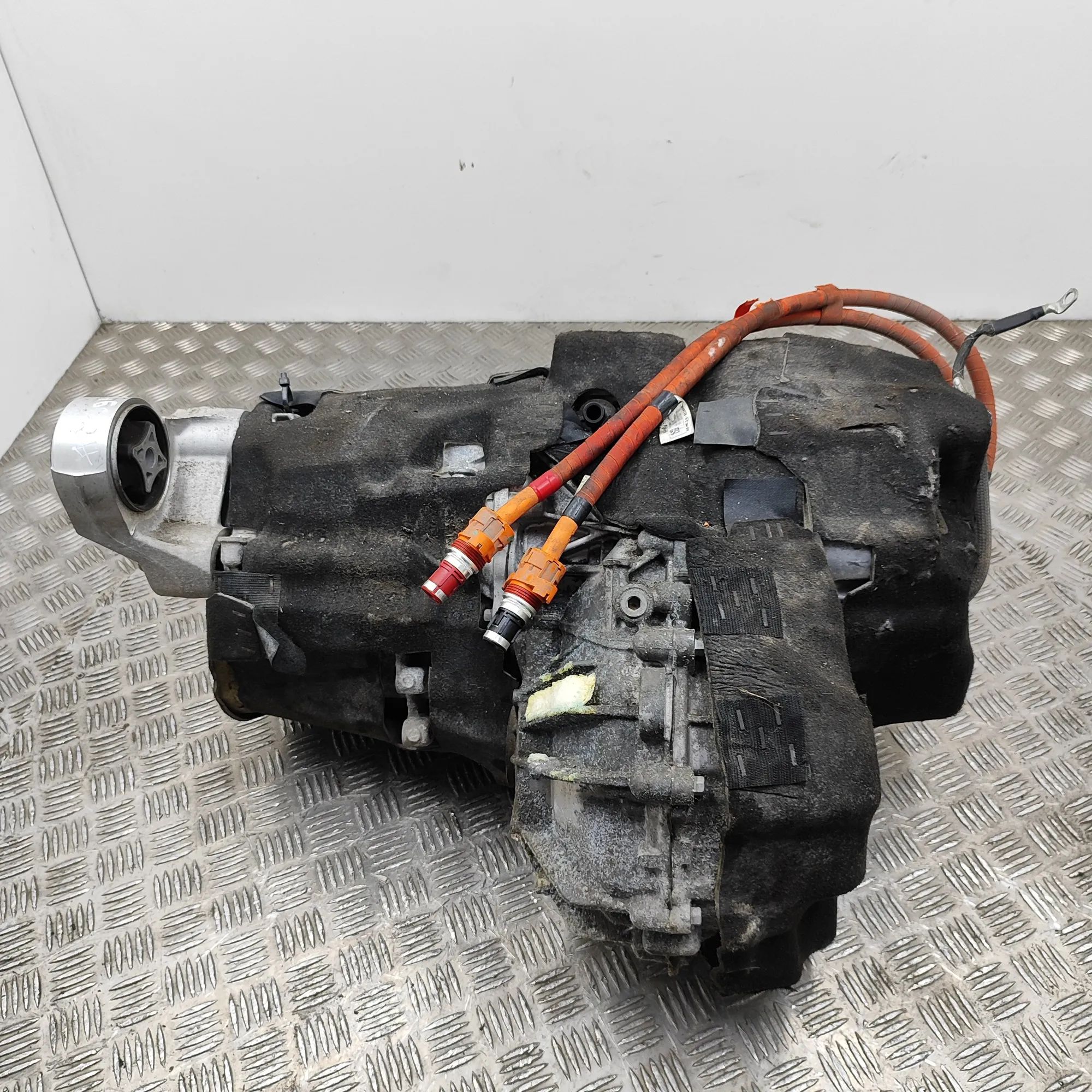 Tesla Model X Electric motor EV L2S Electric motor EV TESLA MODEL X (2013-...)
...
