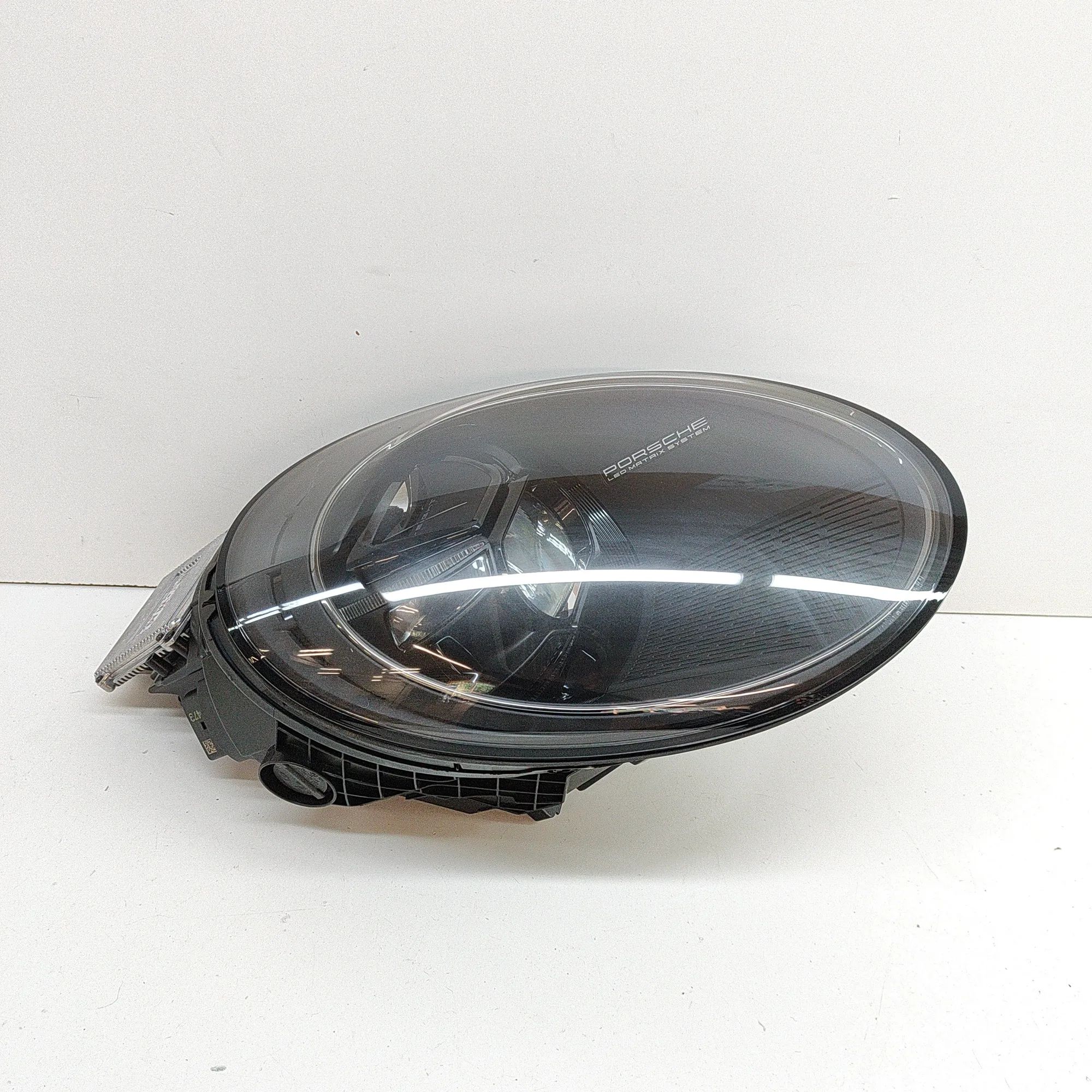 Porsche 911 (992) Front Right Headlight 992941592BH, 992941592B, 9P5941082E Front Right...