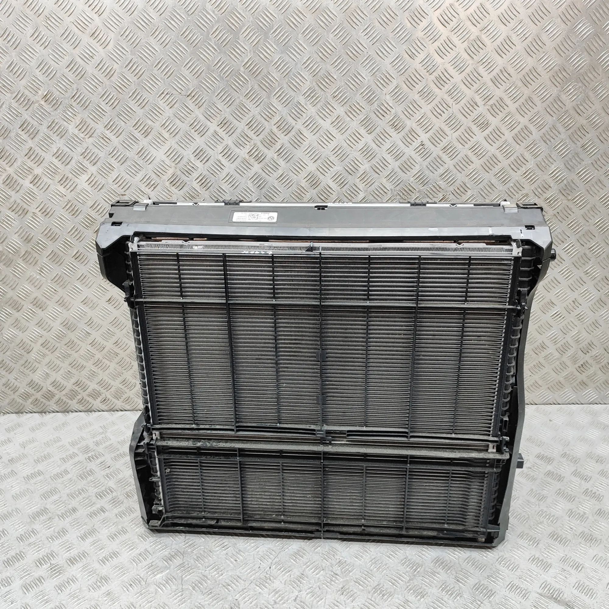 BMW X5 (G05) Cooling Radiator Pack 5A144E8, 5A57750, 8686173, 5A352F4 Cooling Radi...