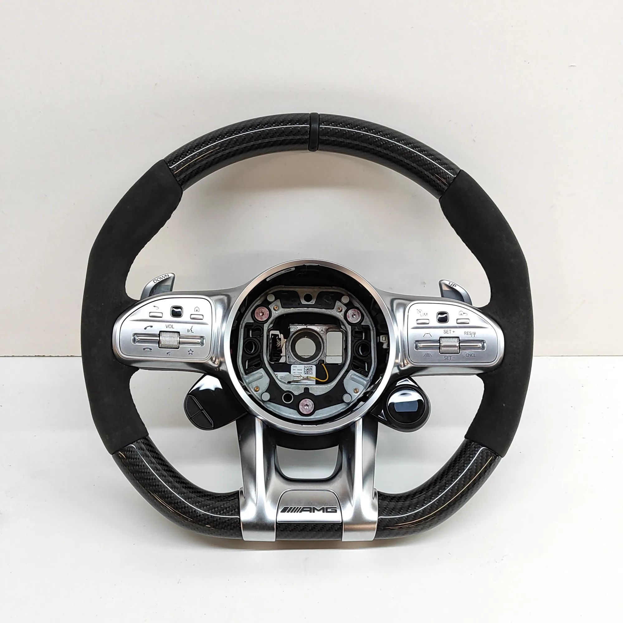 Mercedes-Benz GLS (X167) steering wheel A0004605809, A0050051399 Steering Wheel MERCEDE...