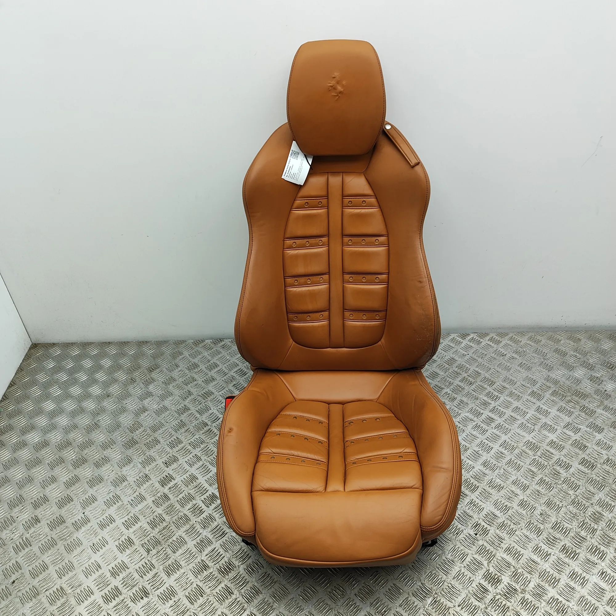 Ferrari California Front Left Seat 84503100, 82591100 Front Left Seat FERRARI CALI...