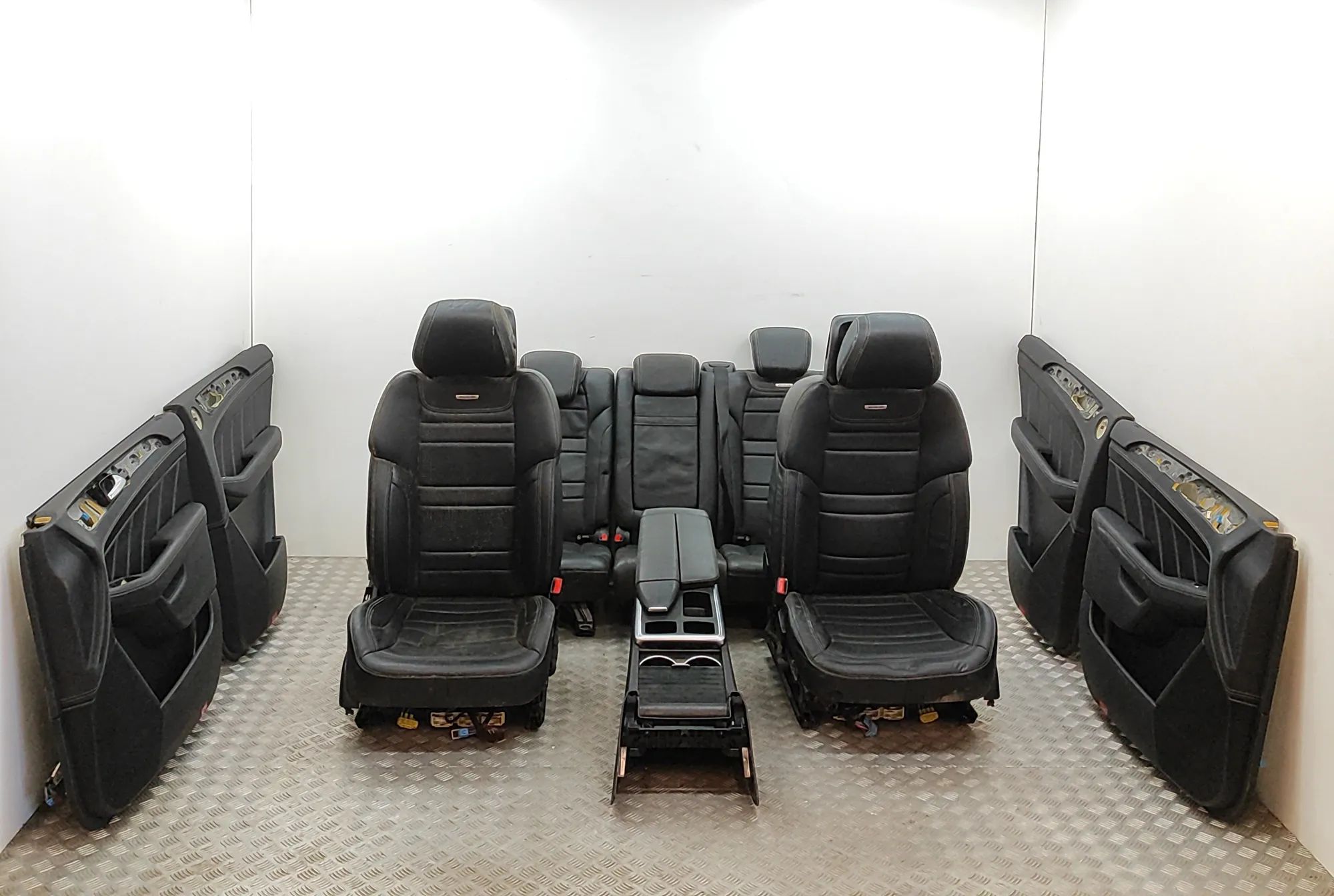 Mercedes-Benz A (W169) Interior Seats W/ Door Cards Kit A1667201070, A1667300370, A1667300470, A1669200...