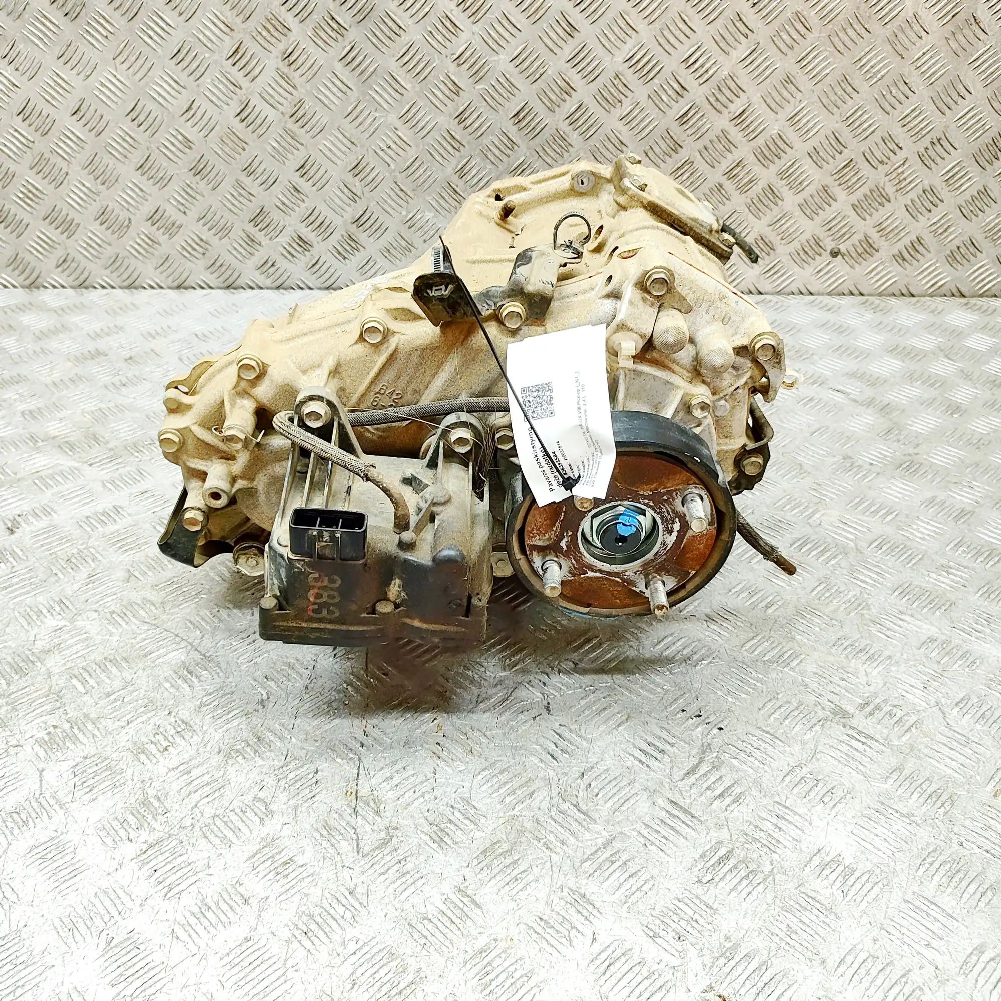 Toyota Hilux Jakovaihteisto 36100-71420, 36100-0K420 Transfer Box TOYOTA HI...