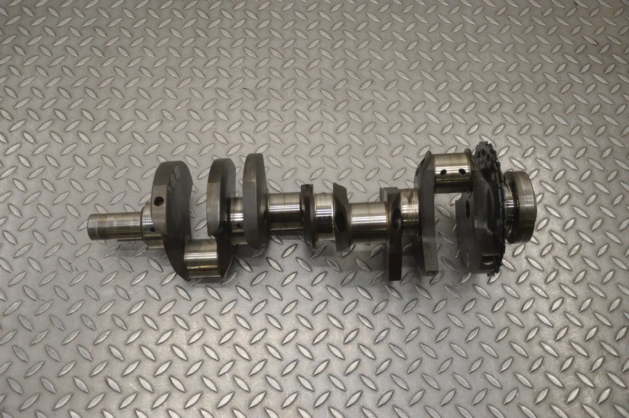 Chevrolet Corvette (C6) crankshaft 912 Crankshaft CHEVROLET CORVETTE (C7) (2013-.....