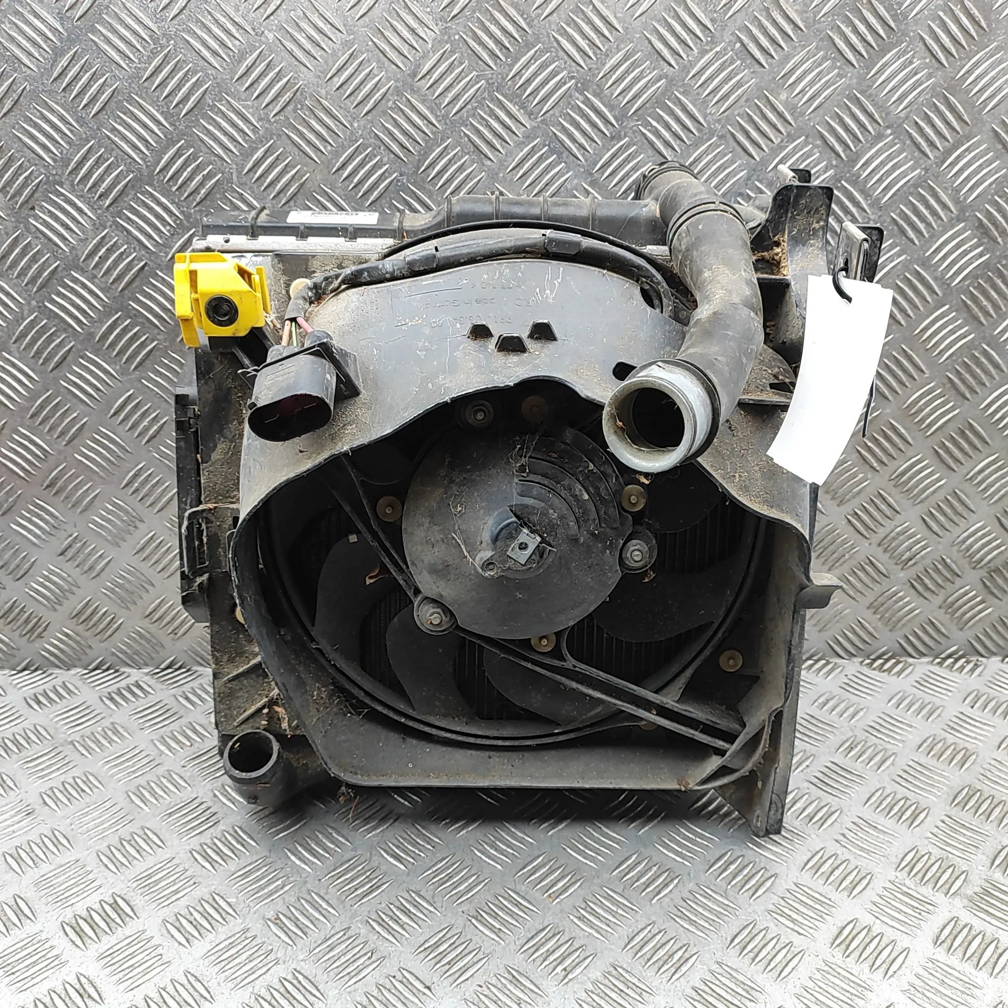 Porsche 911 (991) Cooling Radiator Pack 99110615502, 99110634100, 99110613103 Cooling R...