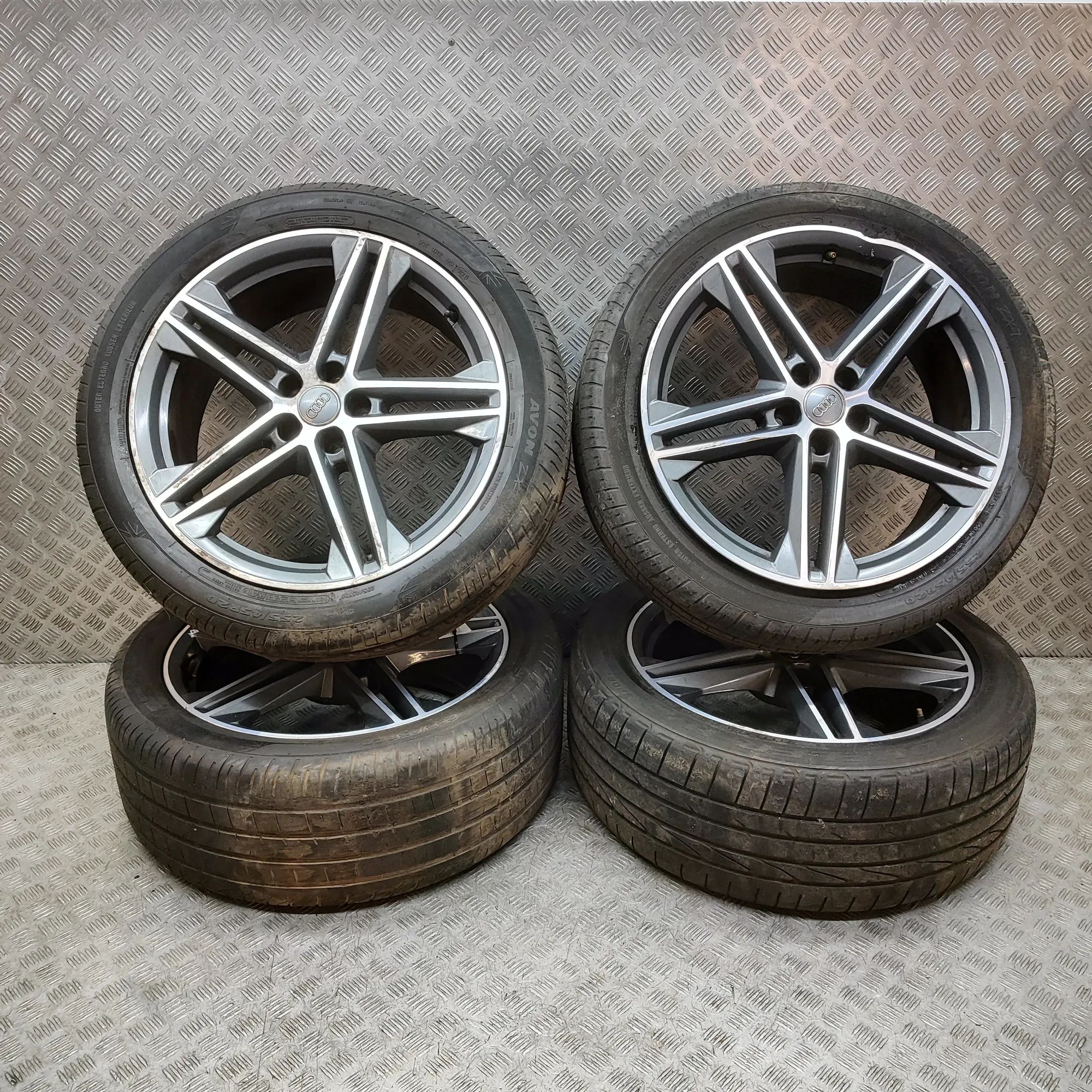 Audi Q5 (FY) Alloy Wheel Set 80A601025H Alloy Wheel Set AUDI Q5 (FY) (2016-....