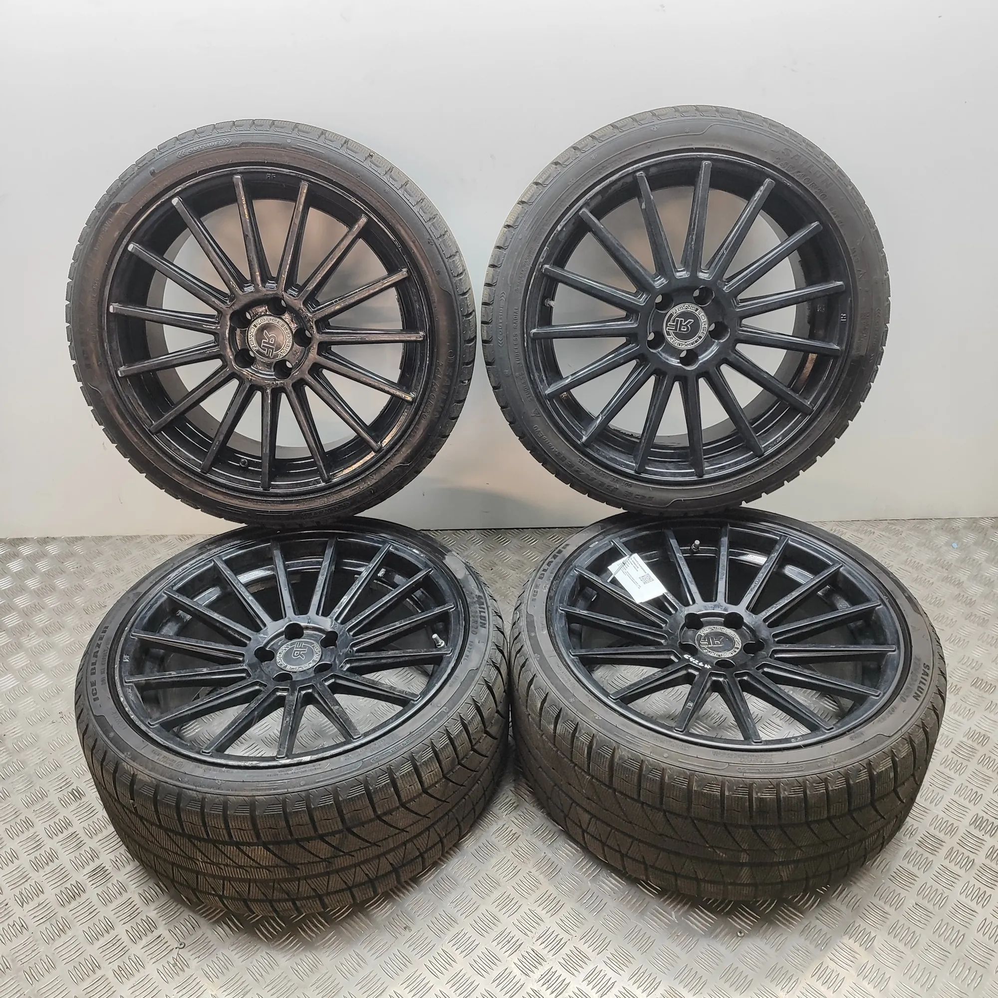 Mercedes-Benz A (W176) Alloy Wheel Set RF15C76 Alloy Wheel Set MERCEDES-BENZ S-CLASS (...
